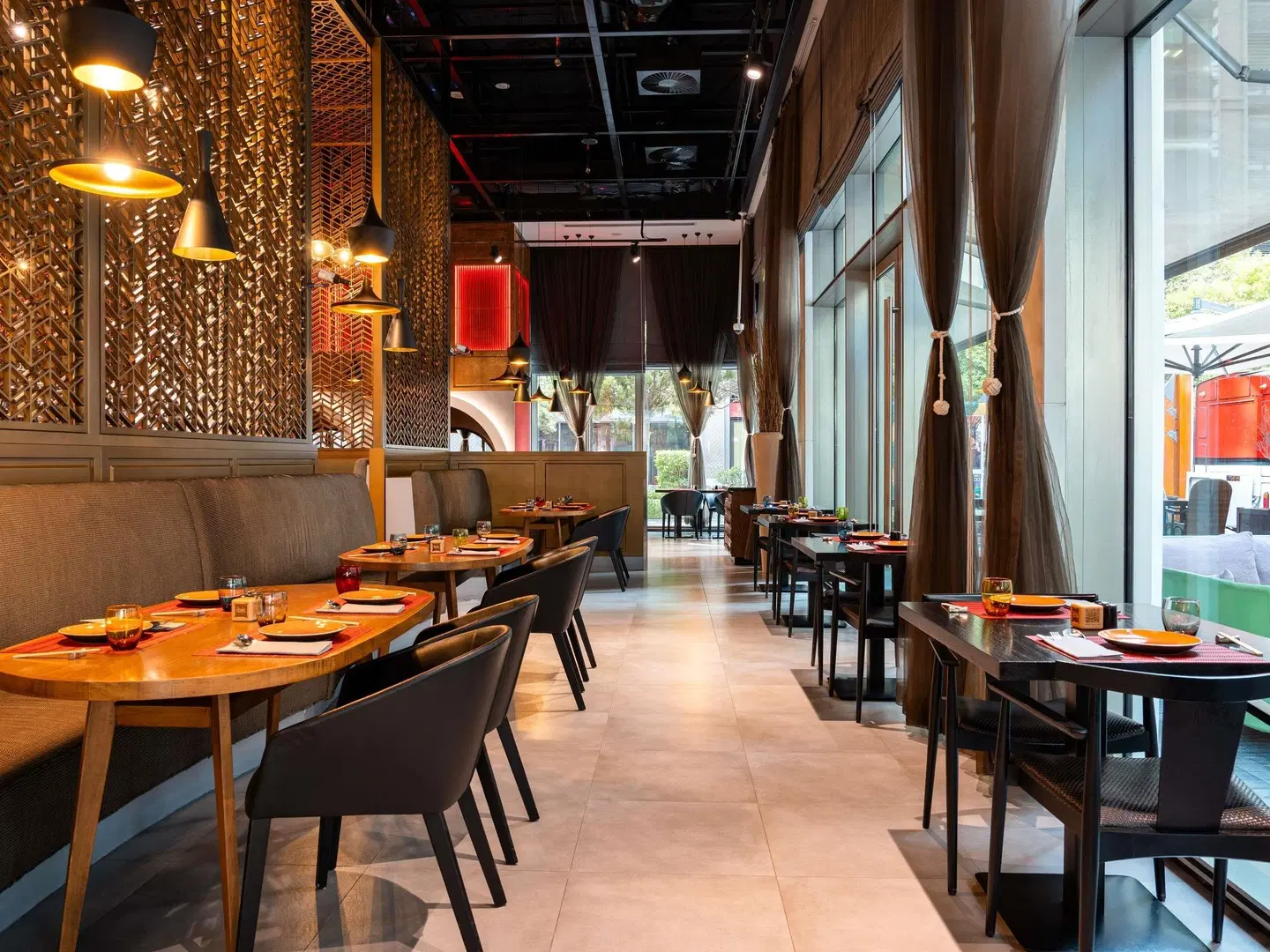 Ibis Dubai One Central Restaurant