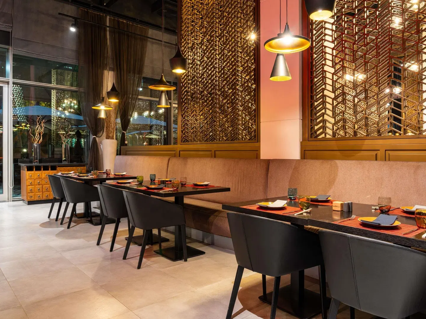 Ibis Dubai One Central Bar