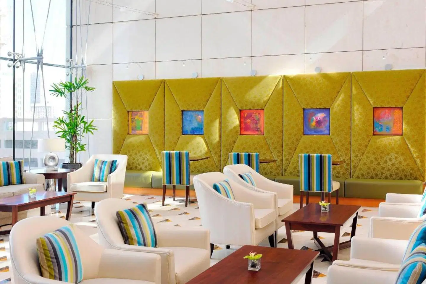 Courtyard by Marriott Kuwait City Restaurant