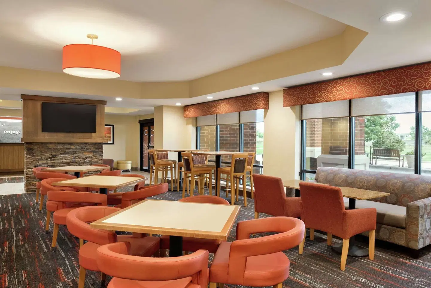 Hampton Inn West Des Moines Lake Drive LOUNGE_LOBBY
