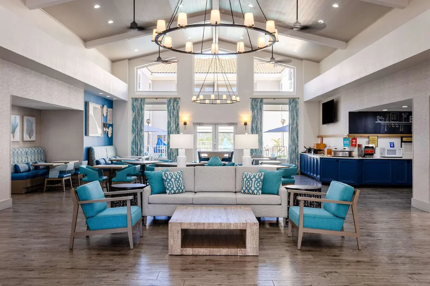 Hampton Inn & Suites Venice Bayside South Sarasota LOUNGE_LOBBY