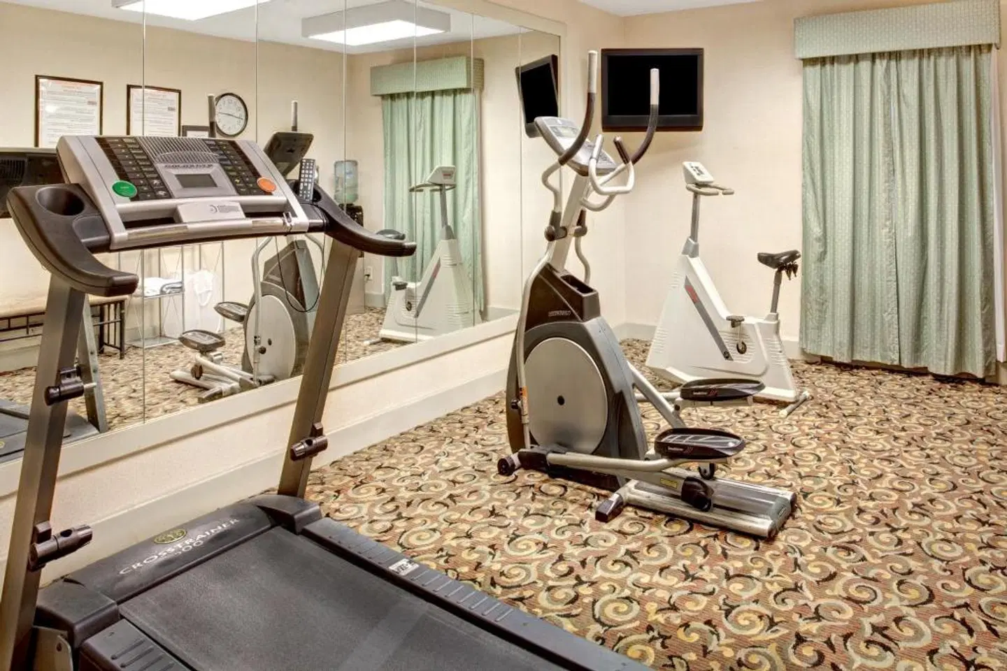 Ramada by Wyndham West Memphis SPORTS_AND_LEISURE