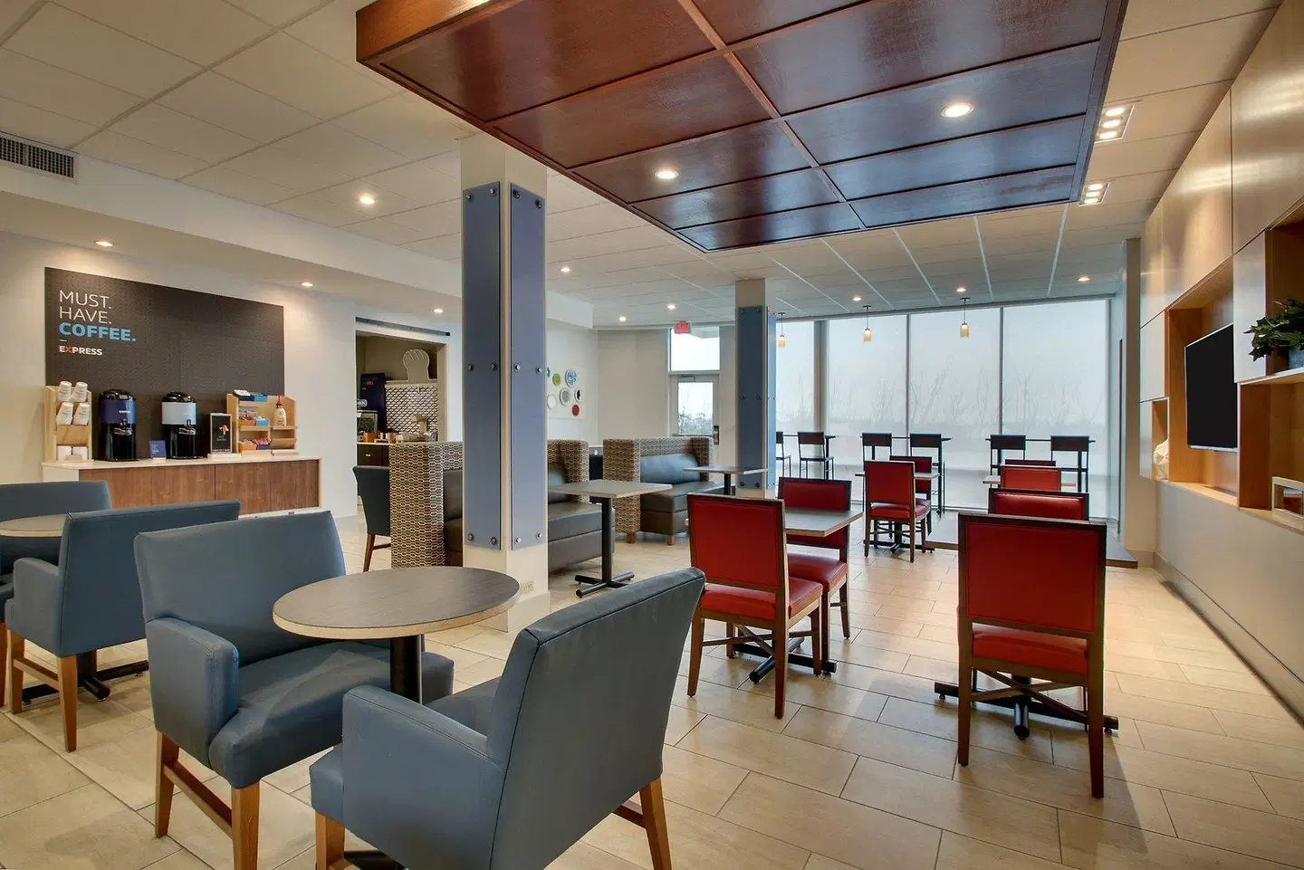 Holiday Inn Express & Suites Mt Sterling North by IHG LOUNGE_LOBBY