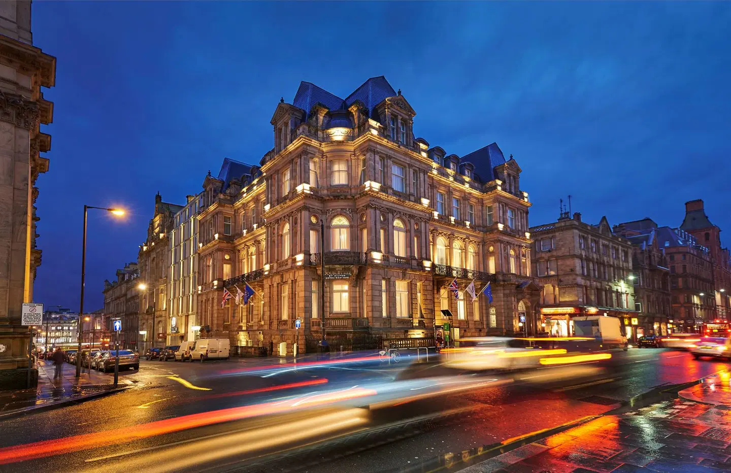 DoubleTree by Hilton Liverpool EXTERIOR