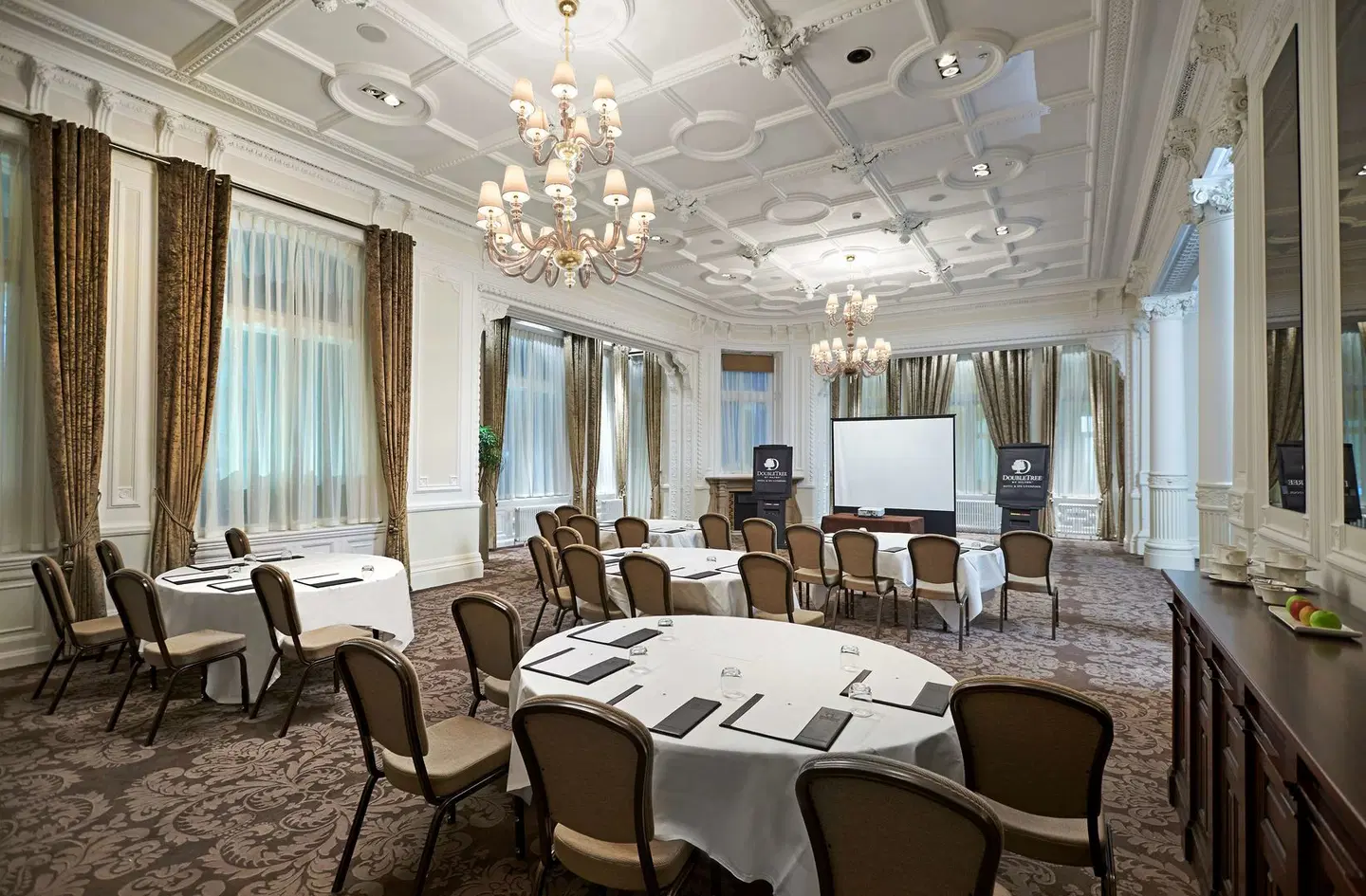 DoubleTree by Hilton Liverpool Restaurant