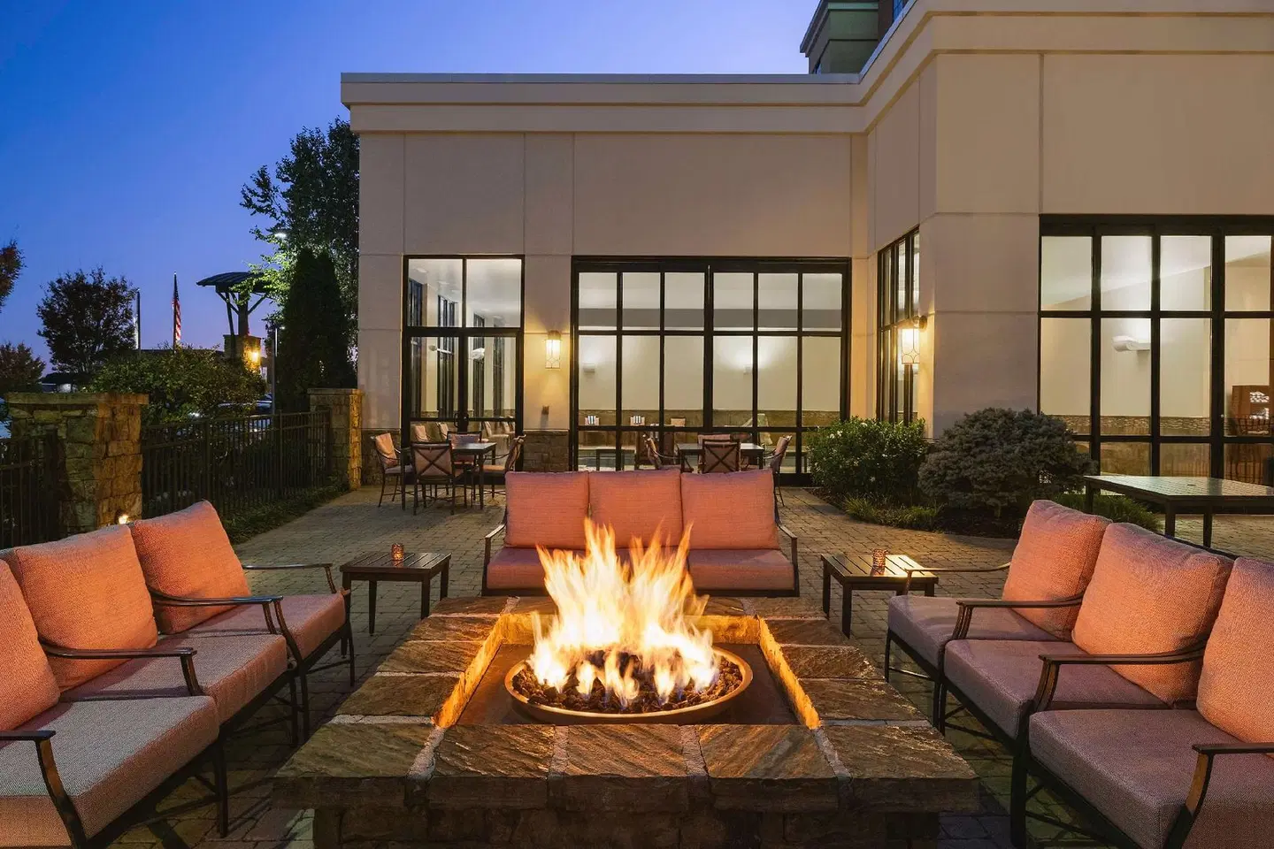 Embassy Suites by Hilton Chattanooga Hamilton Place Terrasse
