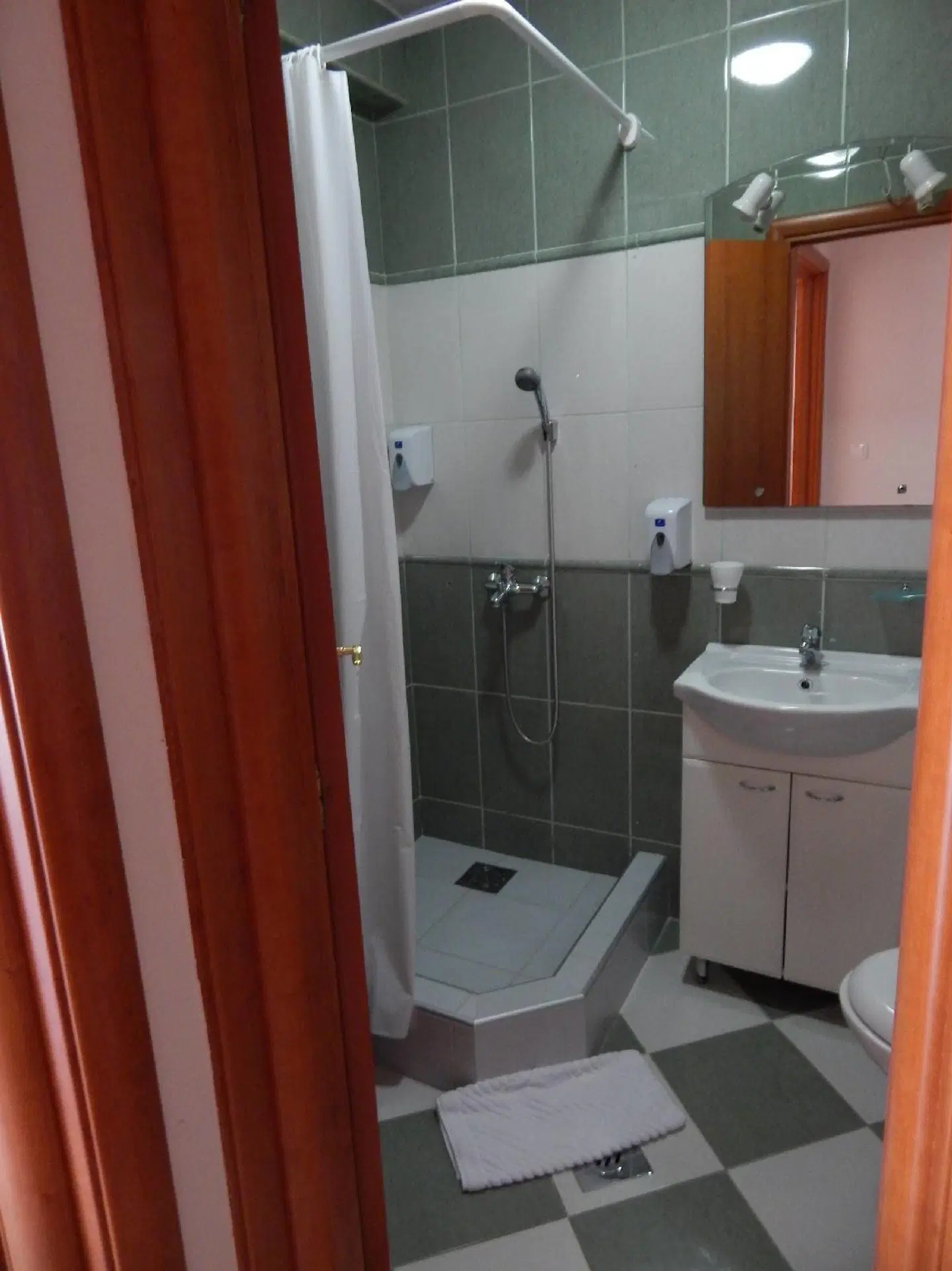 Contessa Apartments Badezimmer