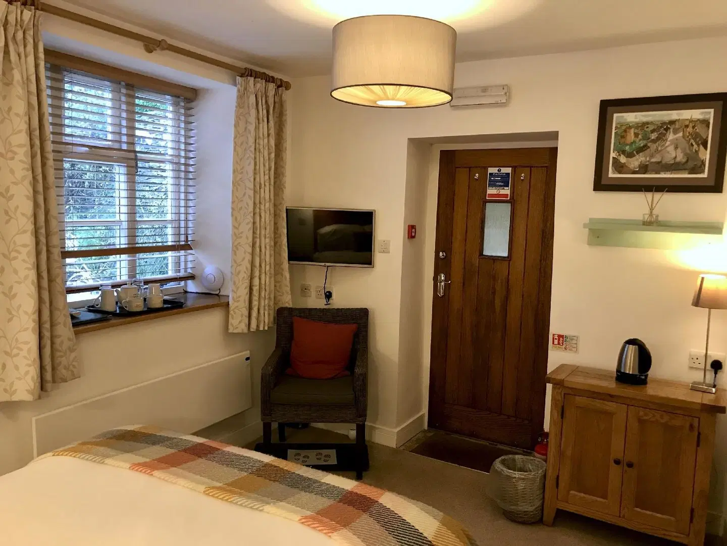 Lucy's Tearoom B&B ROOM_EXAMPLE