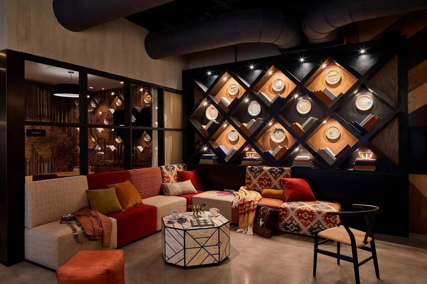 Moxy Chattanooga Downtown LOUNGE_LOBBY