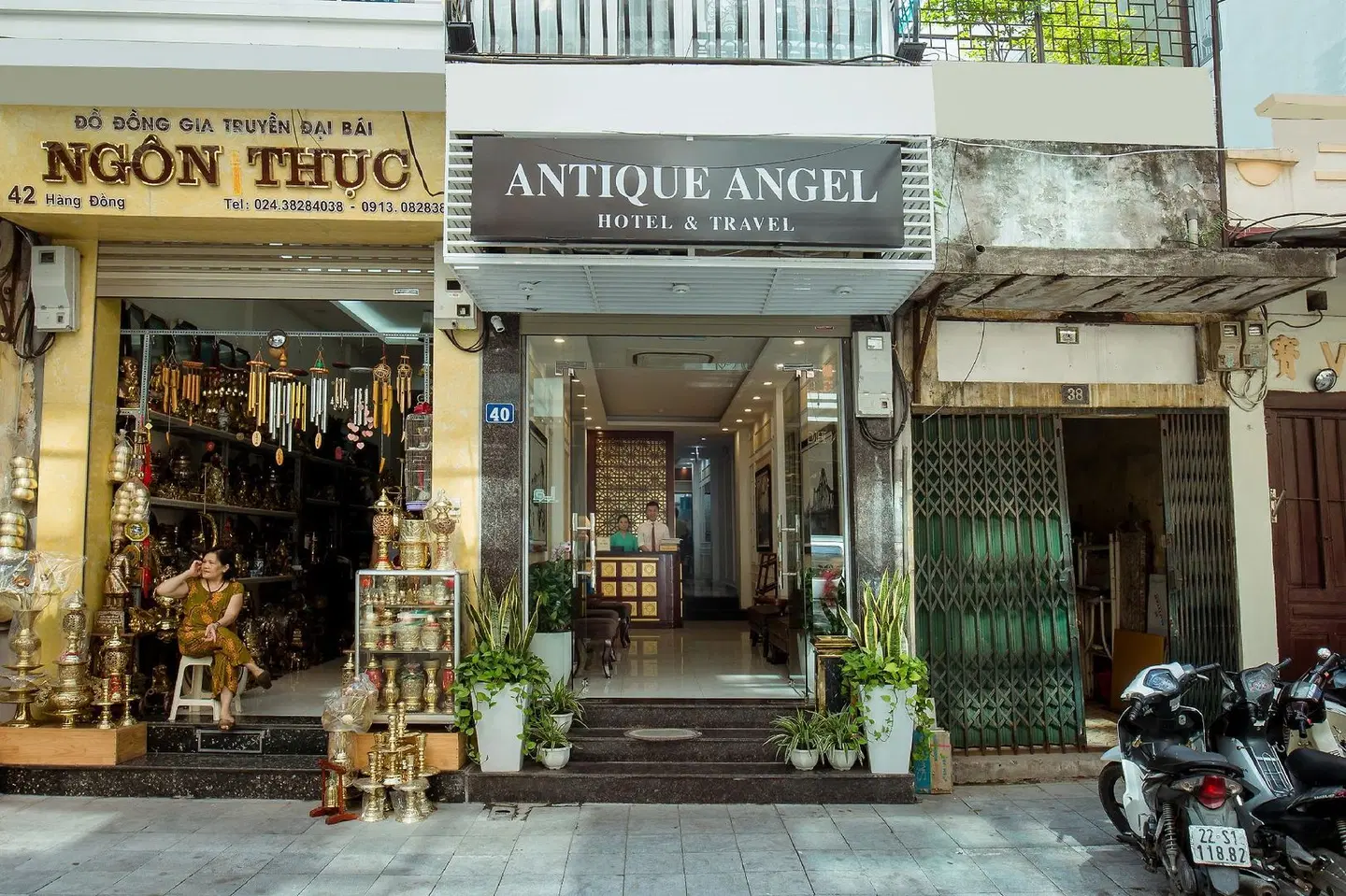 Antique Angel Hotel EXTERIOR