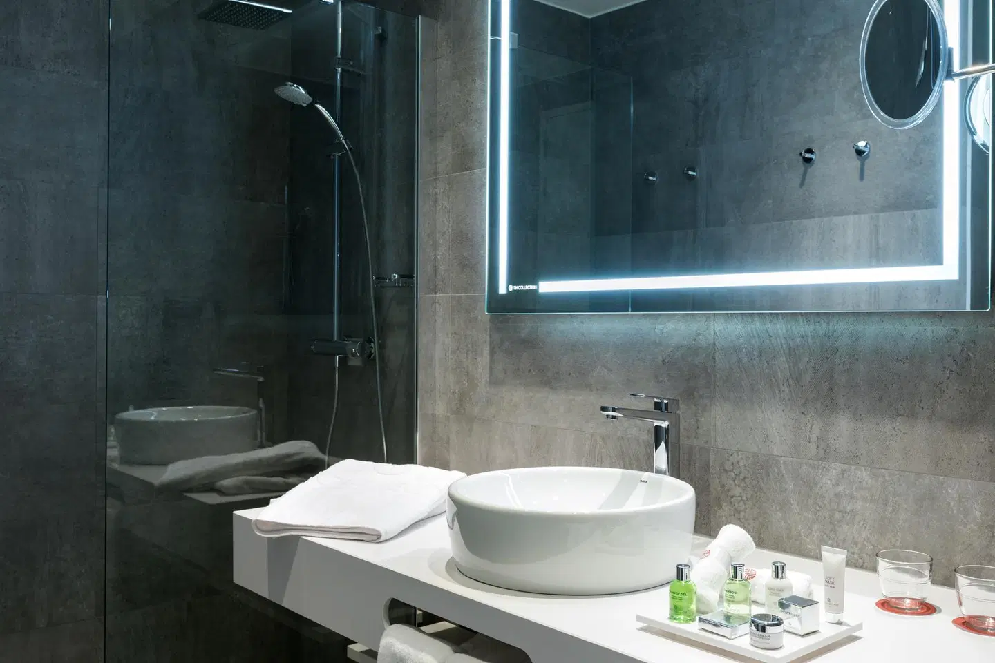 NH Collection Eindhoven Centre Badezimmer