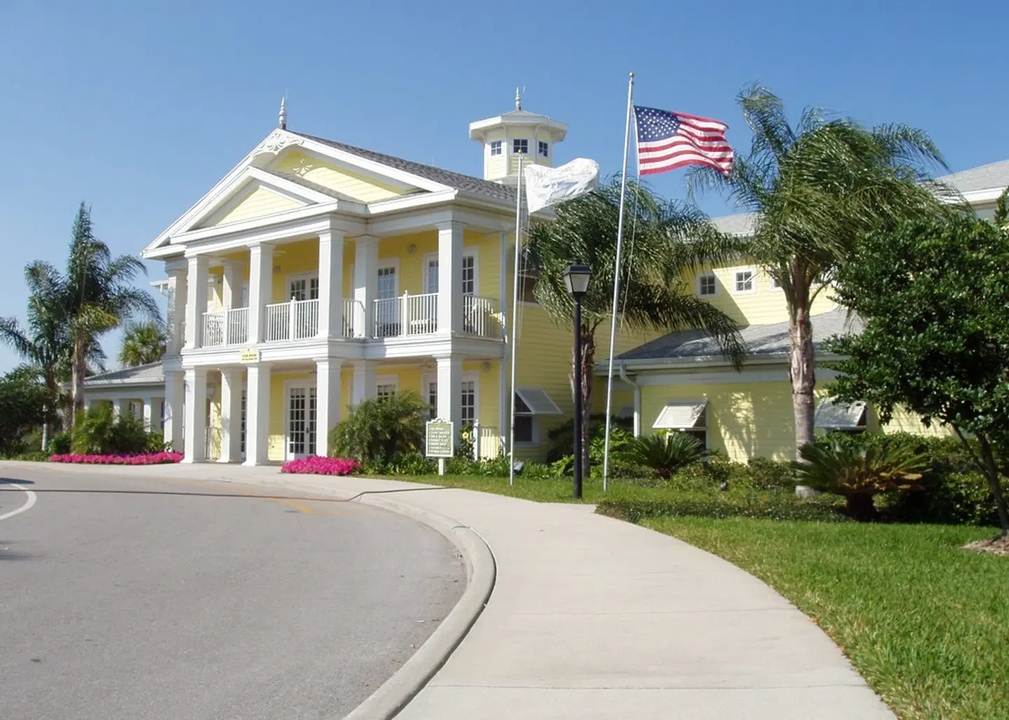 Bahama Bay Resort & Spa EXTERIOR