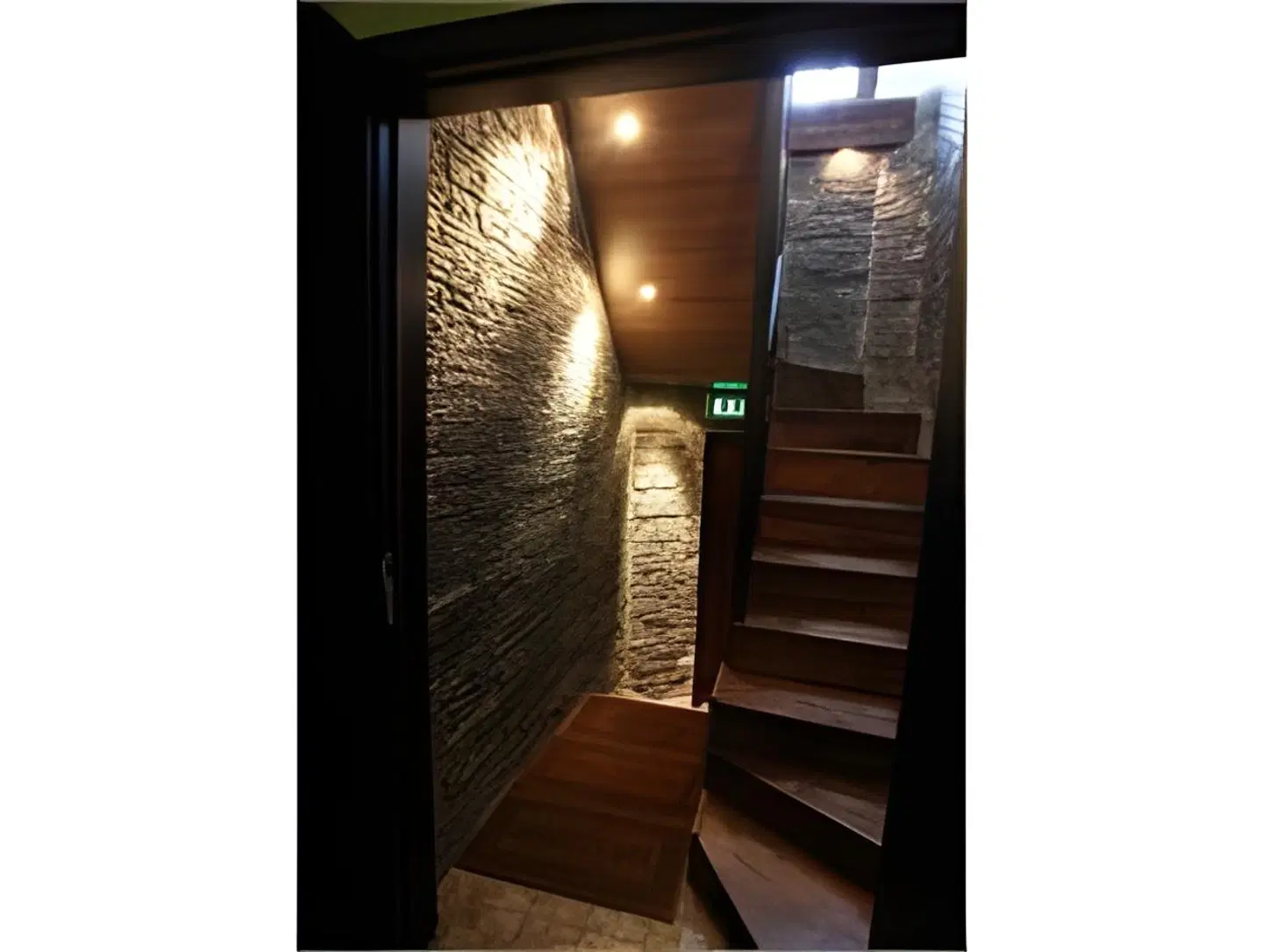 The House HEALTH_BEAUTY