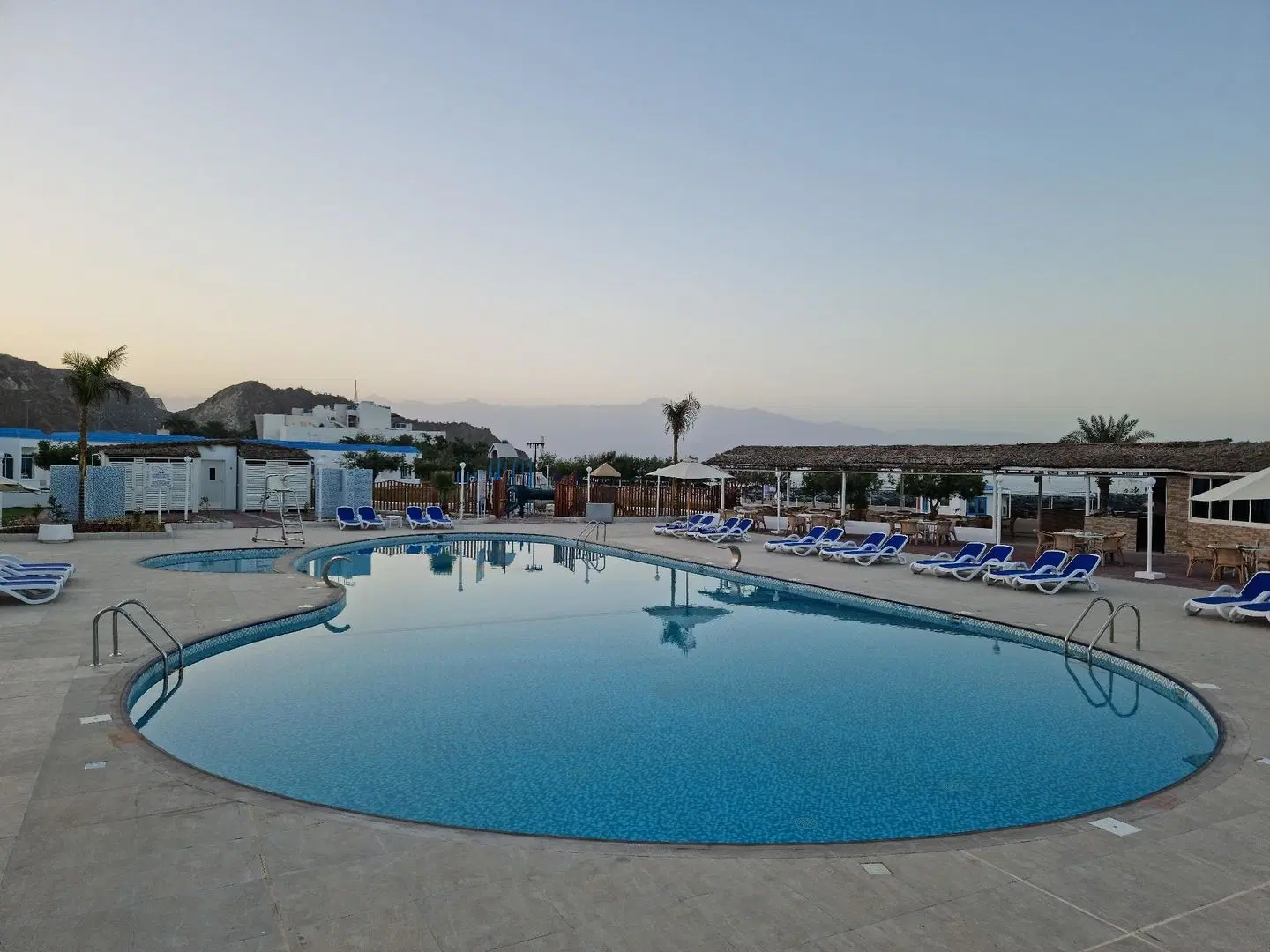 Holiday Beach Motel OUTDOOR_POOL