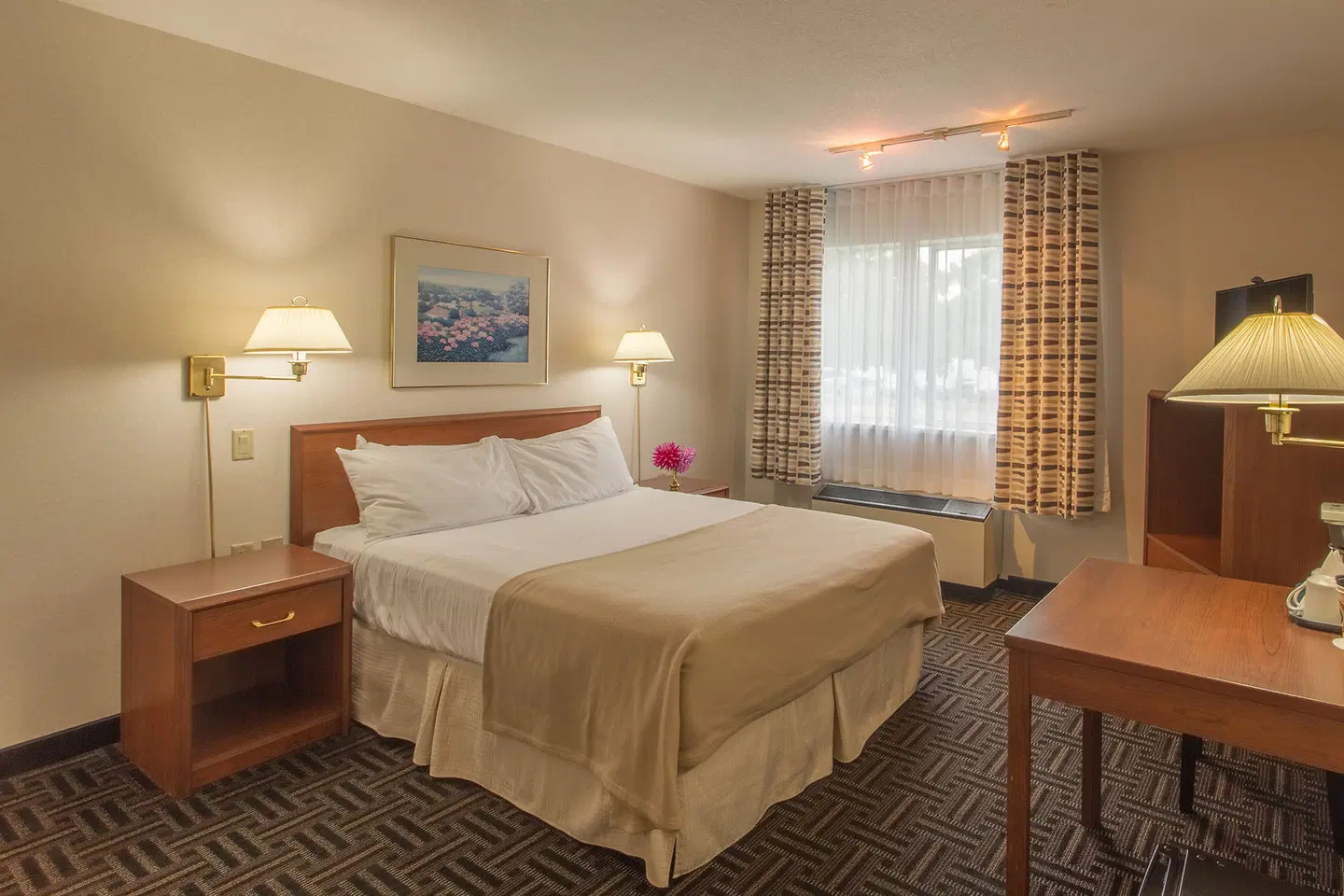 Powell River Town Centre Hotel ROOM_EXAMPLE
