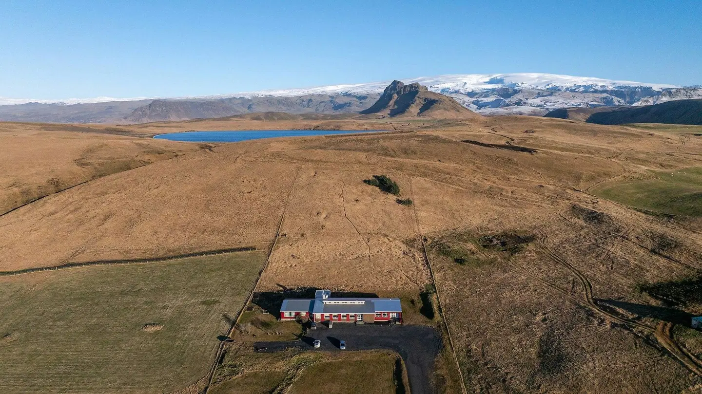 Volcano Hotel LANDSCAPE