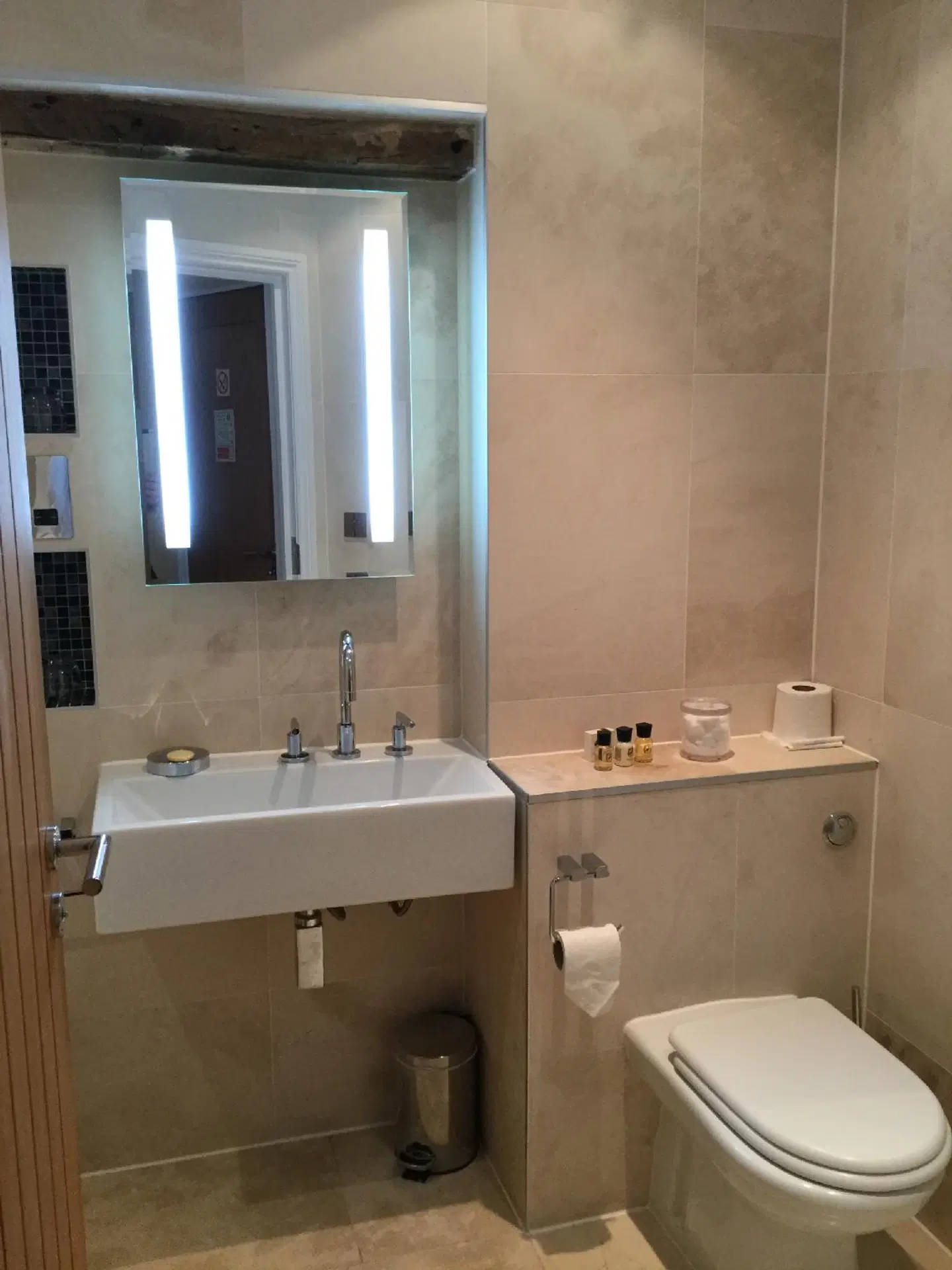 Gwesty Cymru Badezimmer