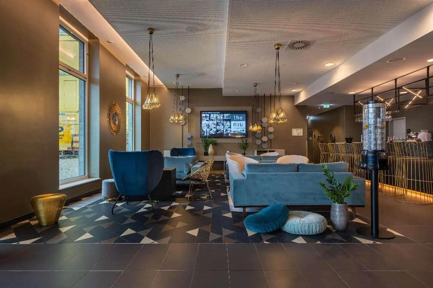 Holiday Inn - the niu, Ridge Halle Central Station LOUNGE_LOBBY