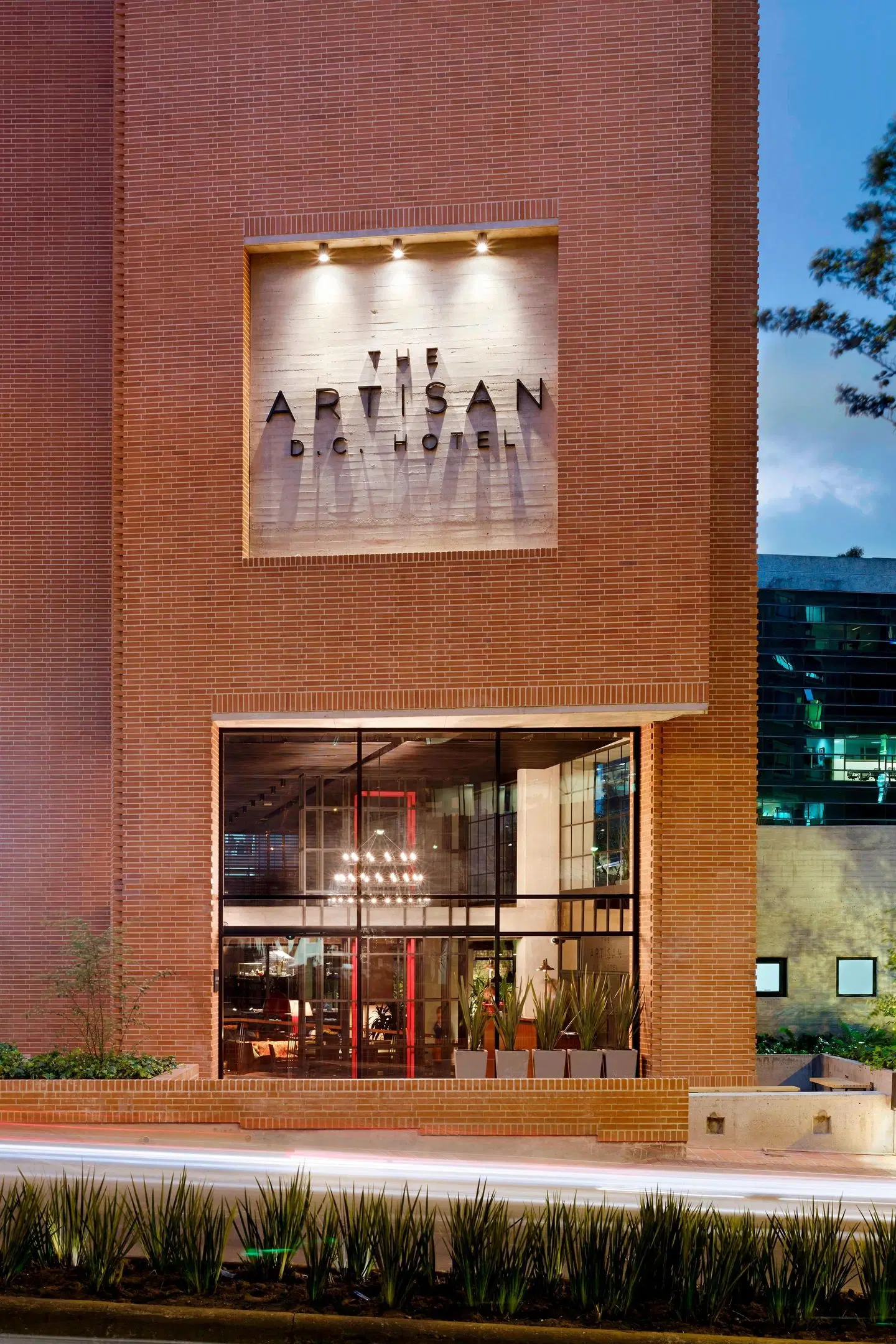 The Artisan D.C. Hotel, Autograph Collection EXTERIOR