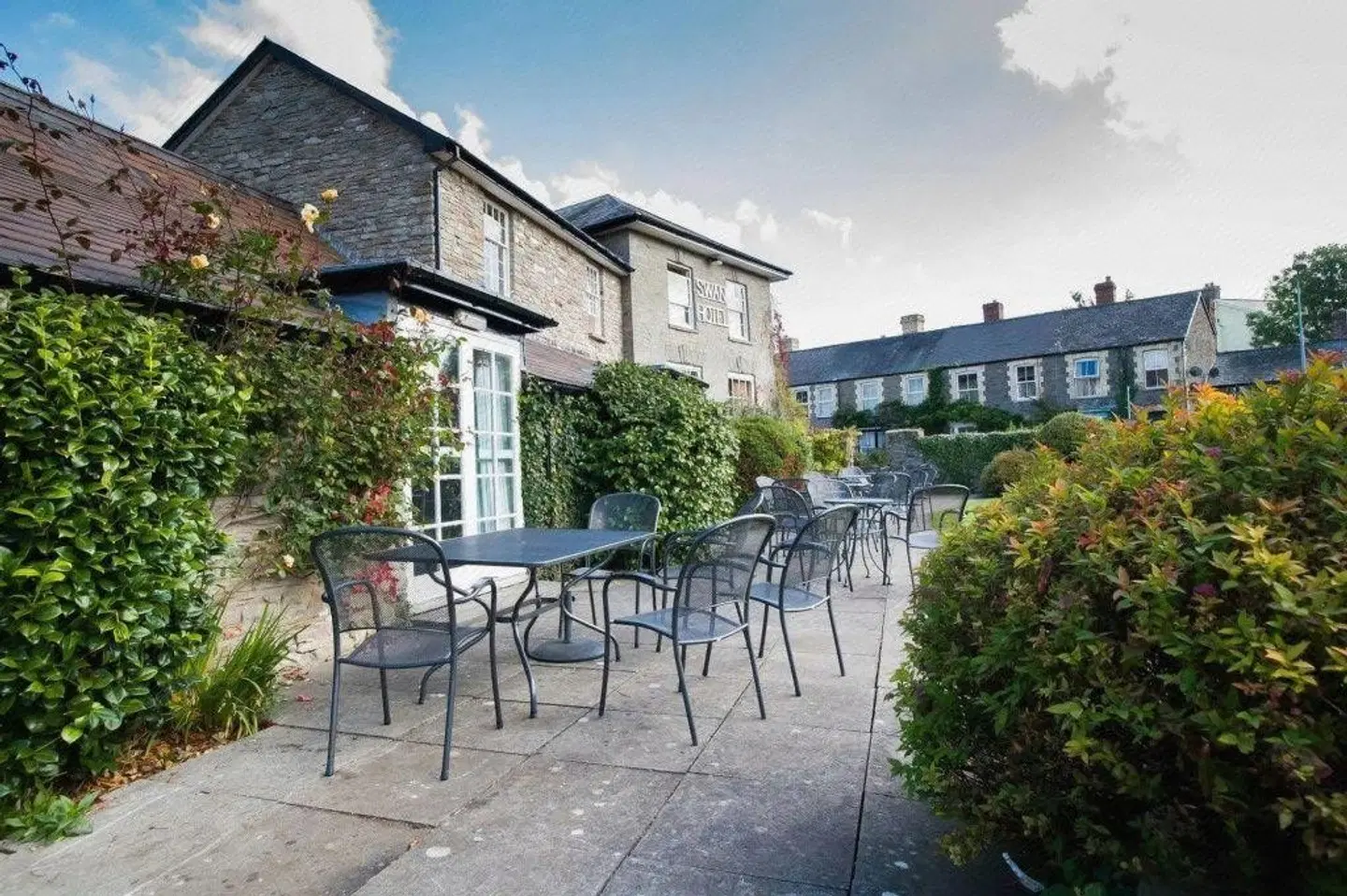 The Swan At Hay Terrasse