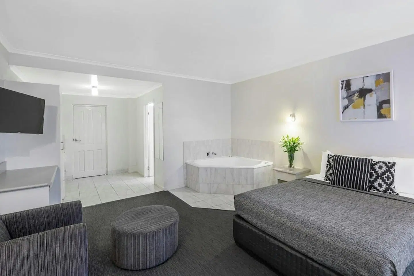 Best Western Cathedral Motor Inn ROOM_EXAMPLE