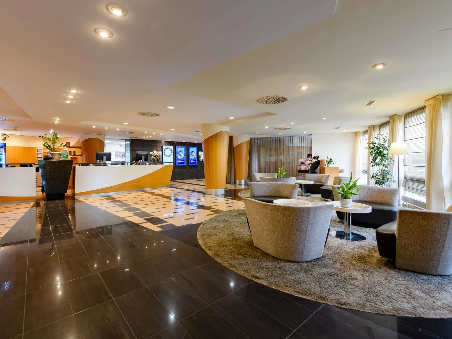 Mövenpick Hotel Egerkingen LOUNGE_LOBBY