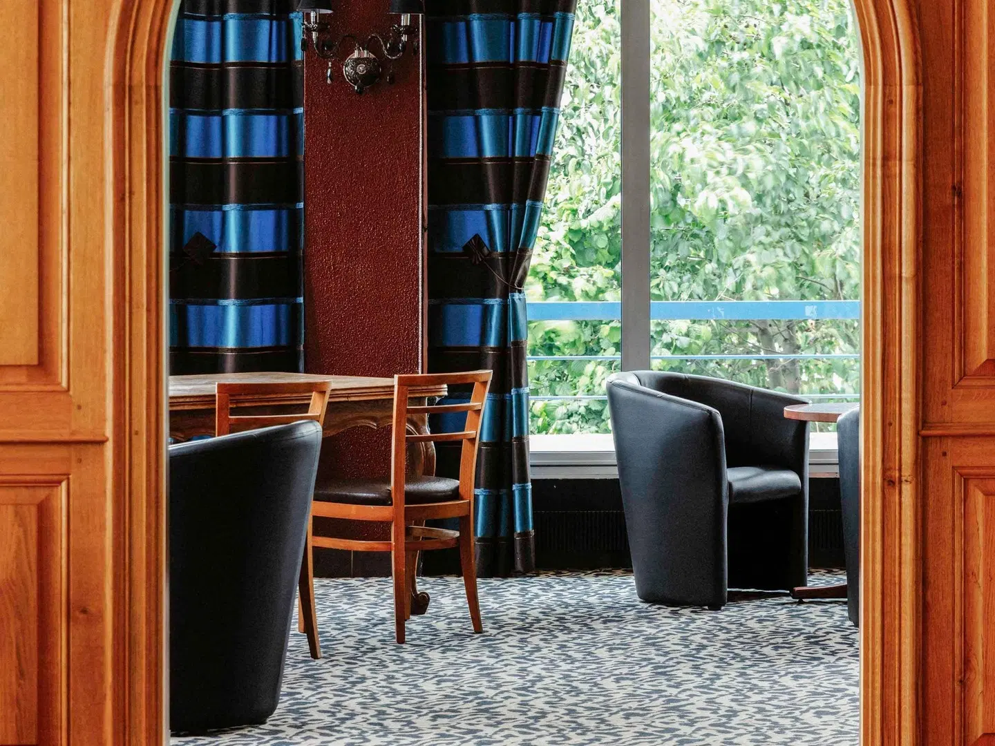 Mercure Nevers Pont de Loire Hotel Terrasse