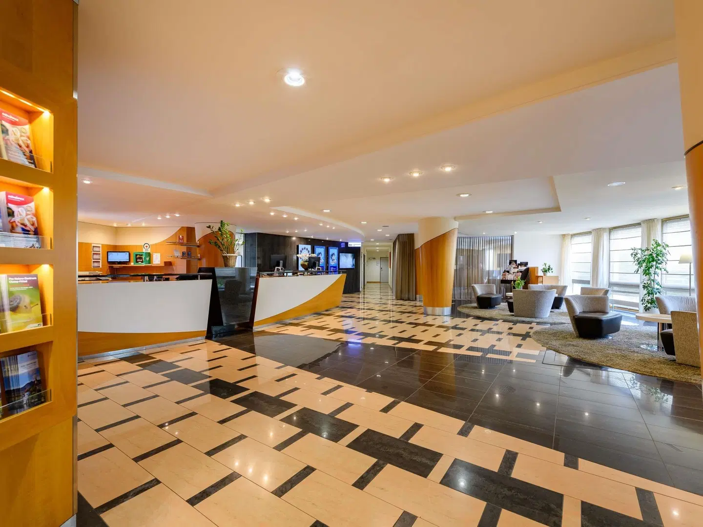 Mövenpick Hotel Egerkingen LOUNGE_LOBBY