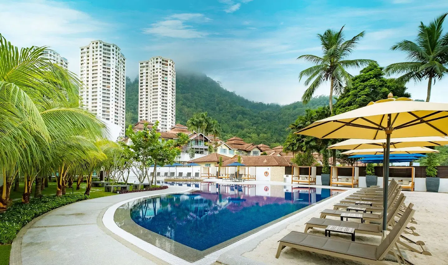DoubleTree Resort by Hilton Penang OUTDOOR_POOL