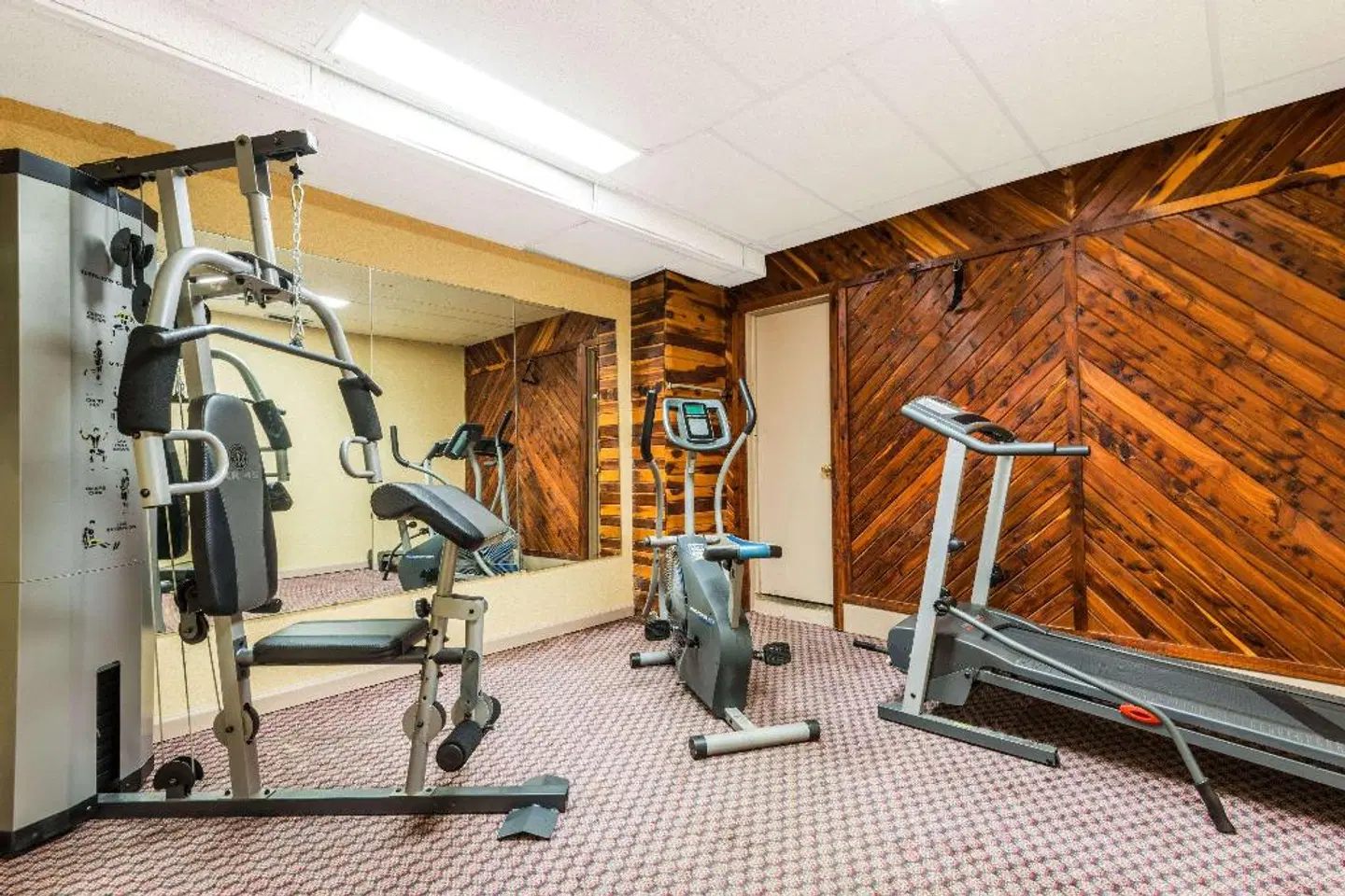 Days Inn by Wyndham Troy SPORTS_AND_LEISURE
