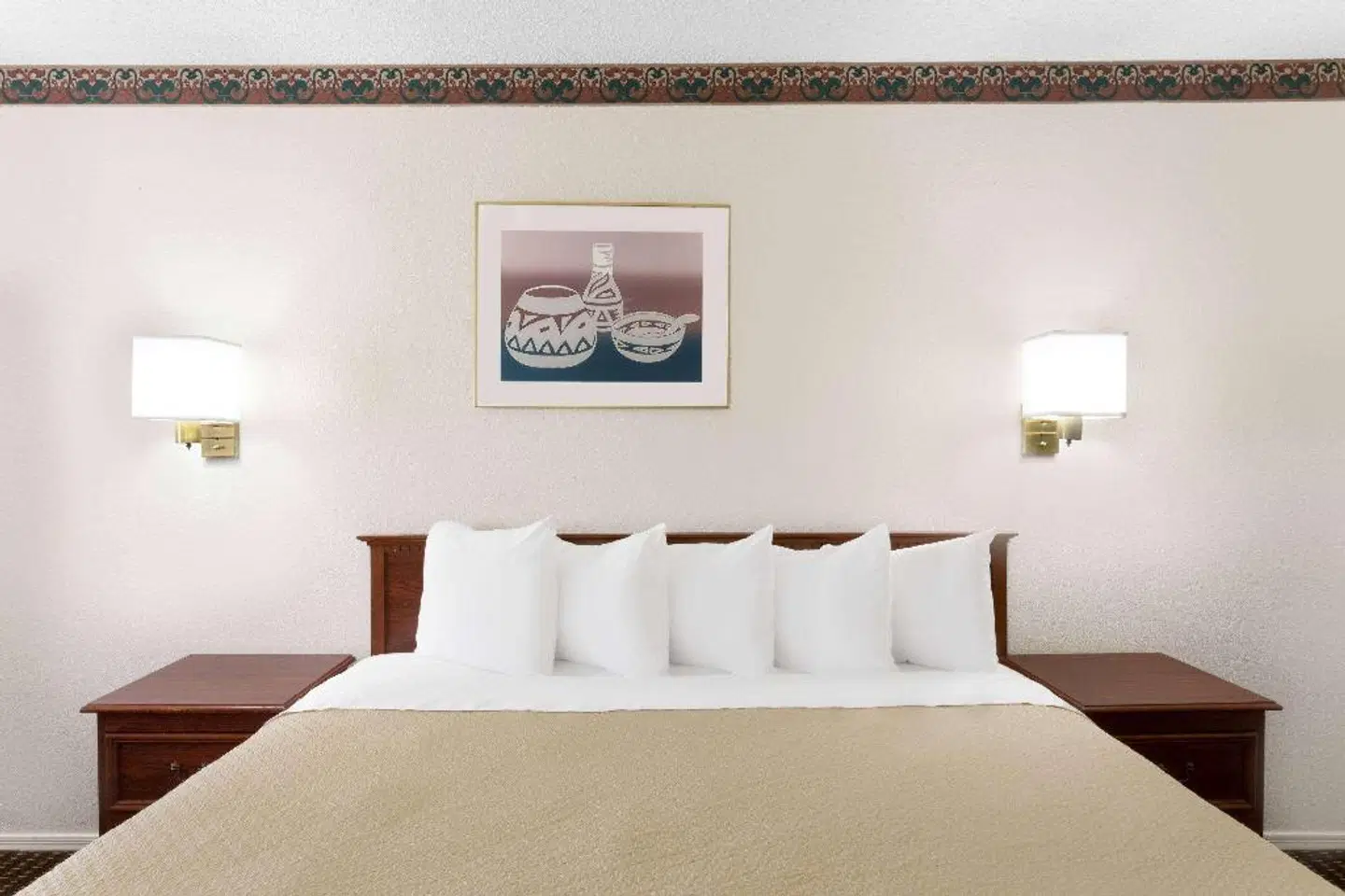Days Inn by Wyndham Kingman West ROOM_EXAMPLE