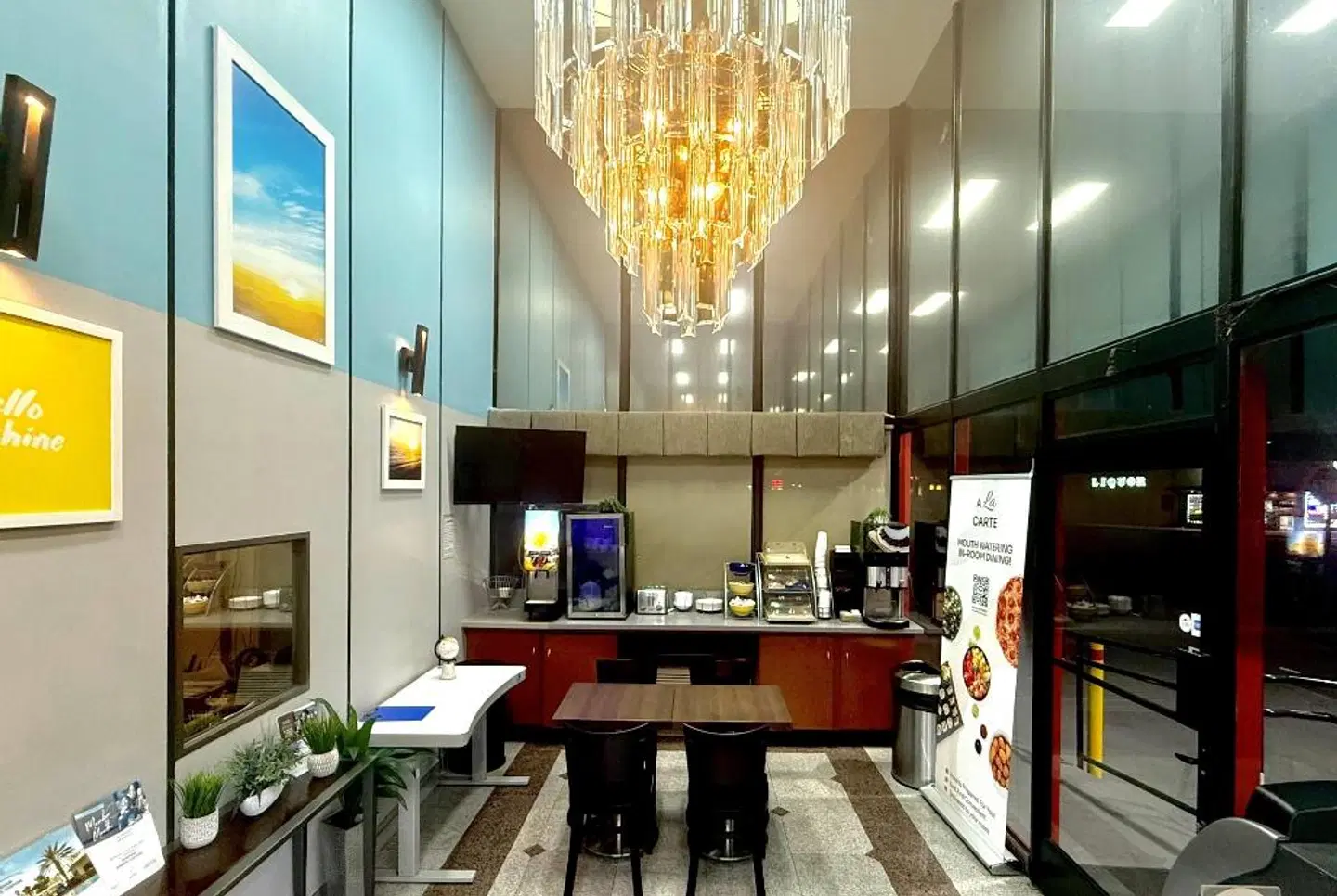 Days Inn by Wyndham Los Angeles LAX/VeniceBch/Marina DelRay Bar