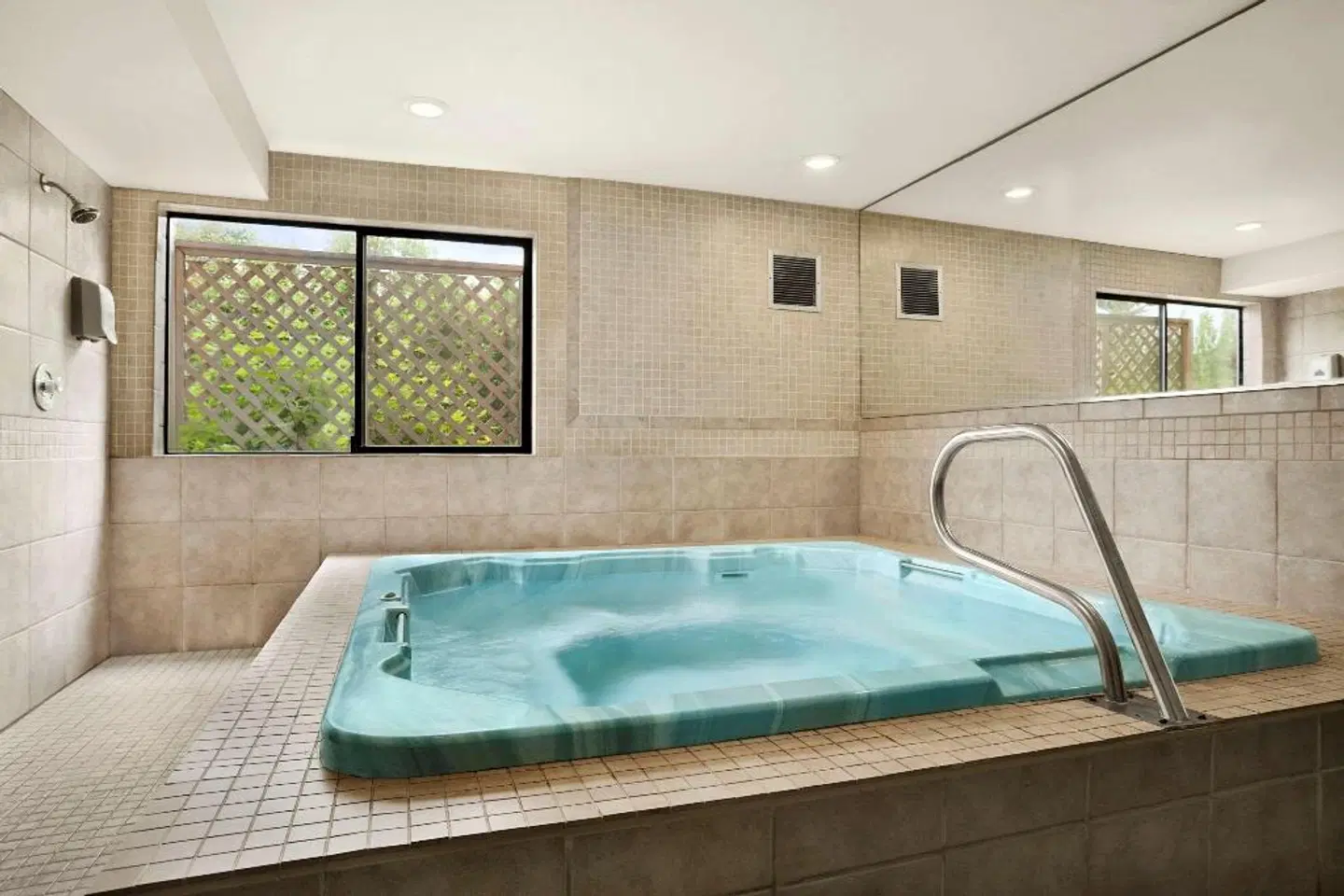 Days Inn Kent HEALTH_BEAUTY