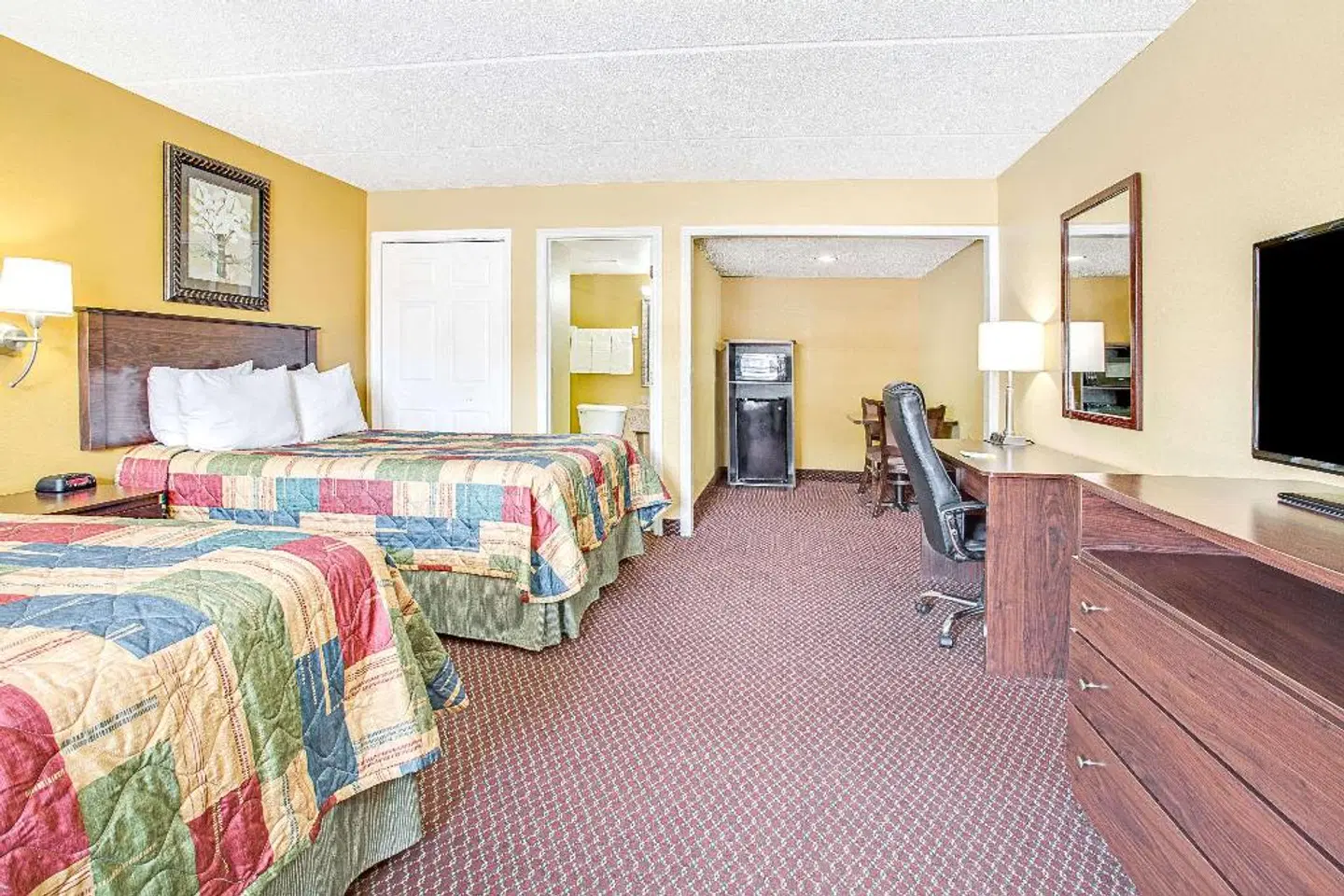 Days Inn by Wyndham Orange City/Deland ROOM_EXAMPLE