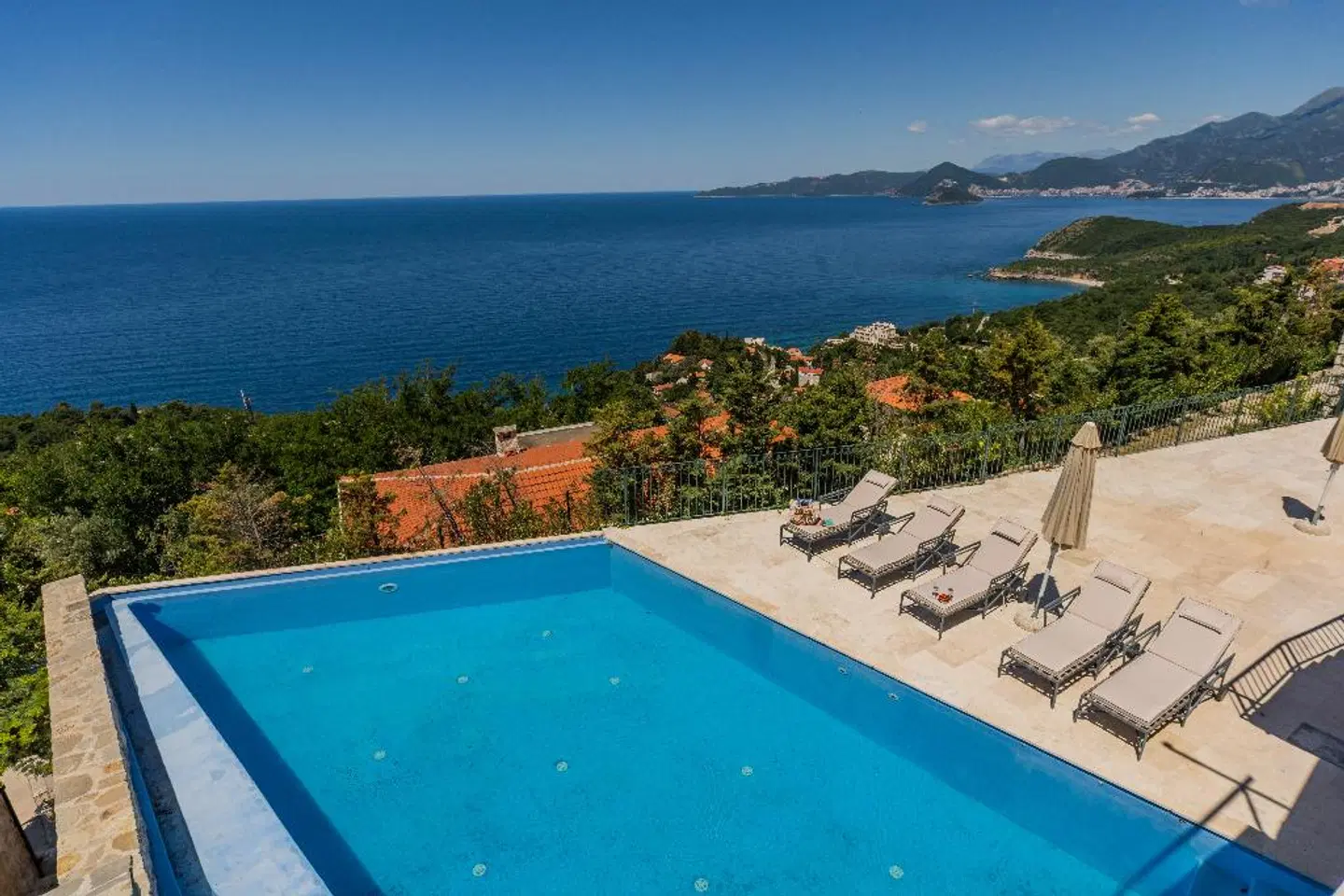 Olive Resort OUTDOOR_POOL