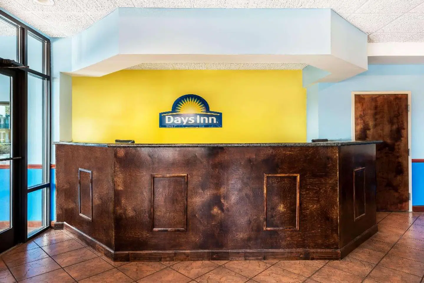 Days Inn by Wyndham Richmond Hill/Savannah LOUNGE_LOBBY