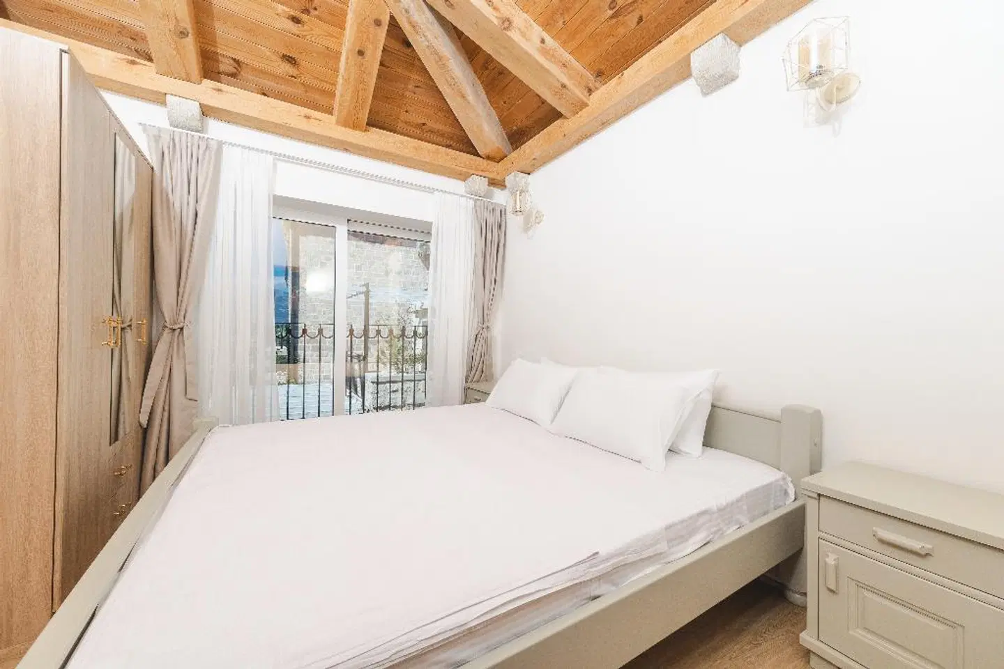 Olive Resort ROOM_EXAMPLE