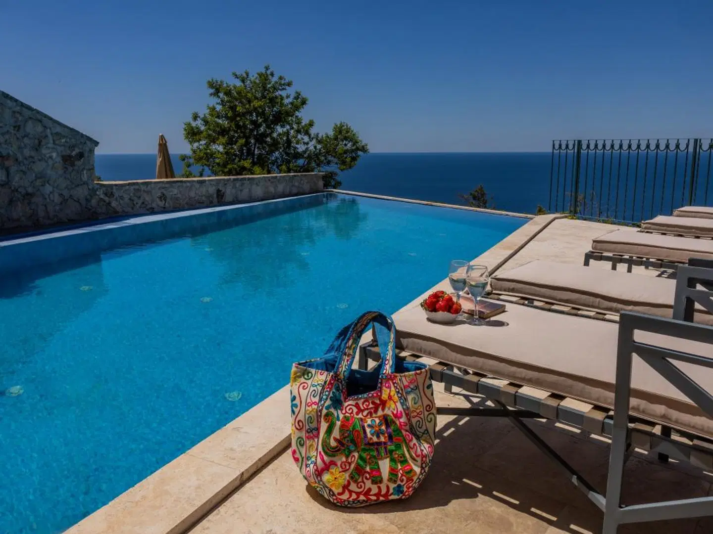 Olive Resort OUTDOOR_POOL