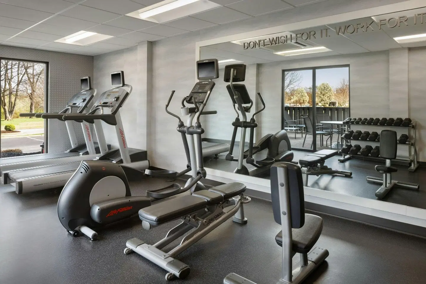 Fairfield by Marriott Inn & Suites Bowling Green SPORTS_AND_LEISURE