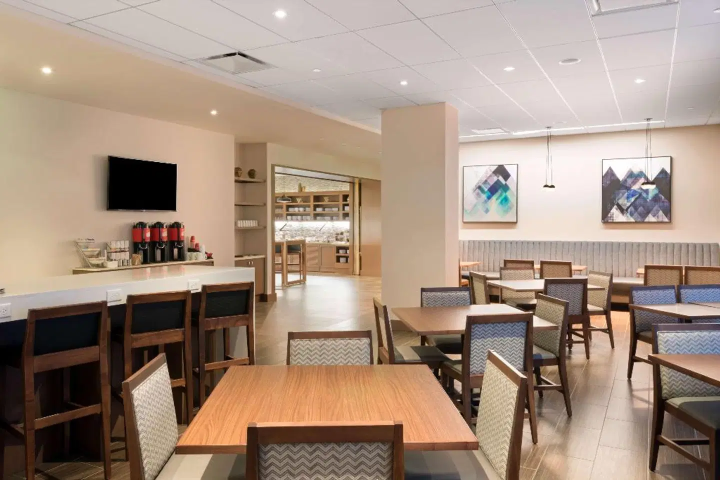 Hyatt Place Denver/Downtown Bar