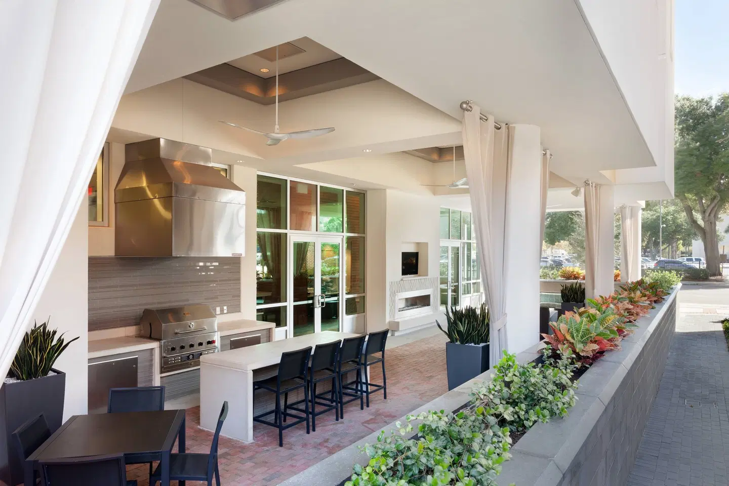 Residence Inn by Marriott Orlando Downtown Restaurant