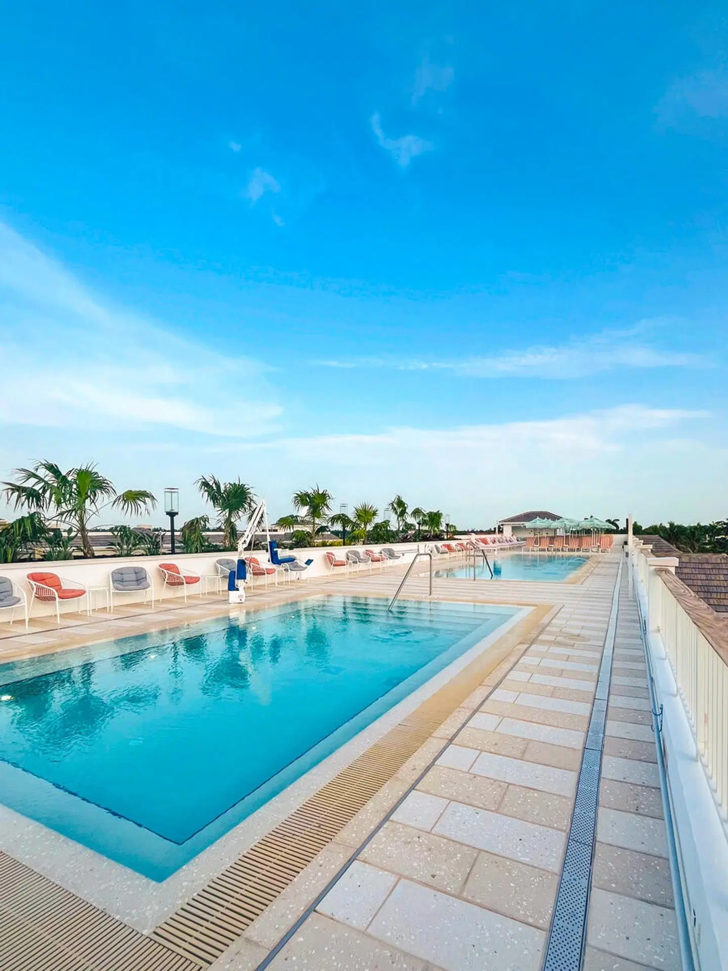 Olde Naples Hotel OUTDOOR_POOL