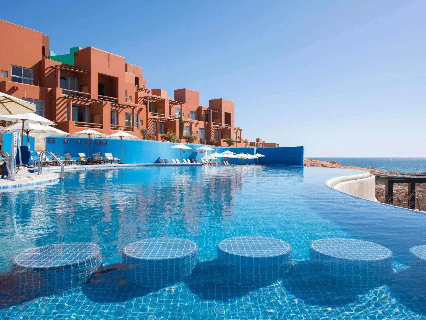Club Regina Los Cabos managed by Accor OUTDOOR_POOL