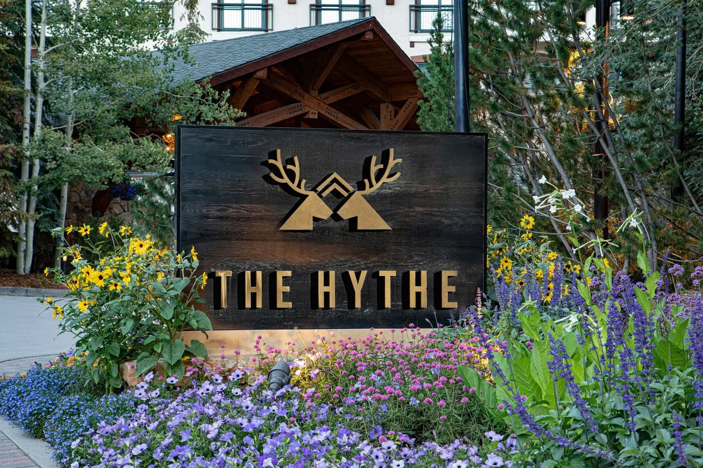 The Hythe, a Luxury Collection Resort, Vail EXTERIOR