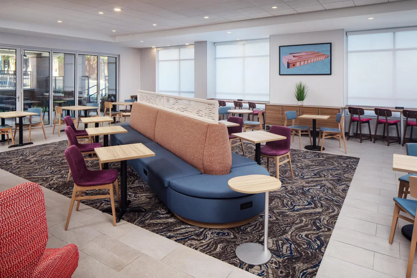 Home2 Suites By Hilton Memphis Downtown Bar