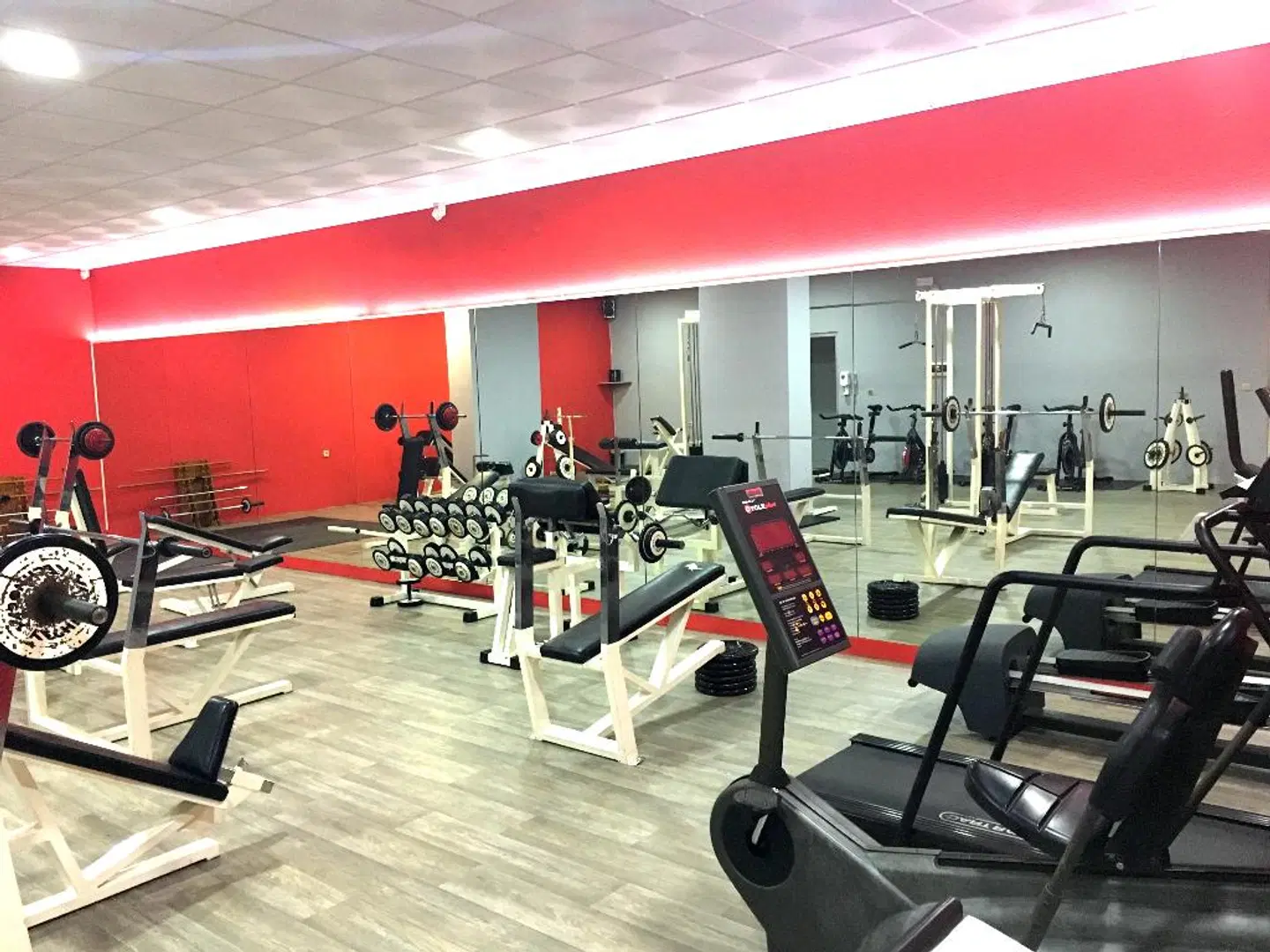 First Flatotel International SPORTS_AND_LEISURE