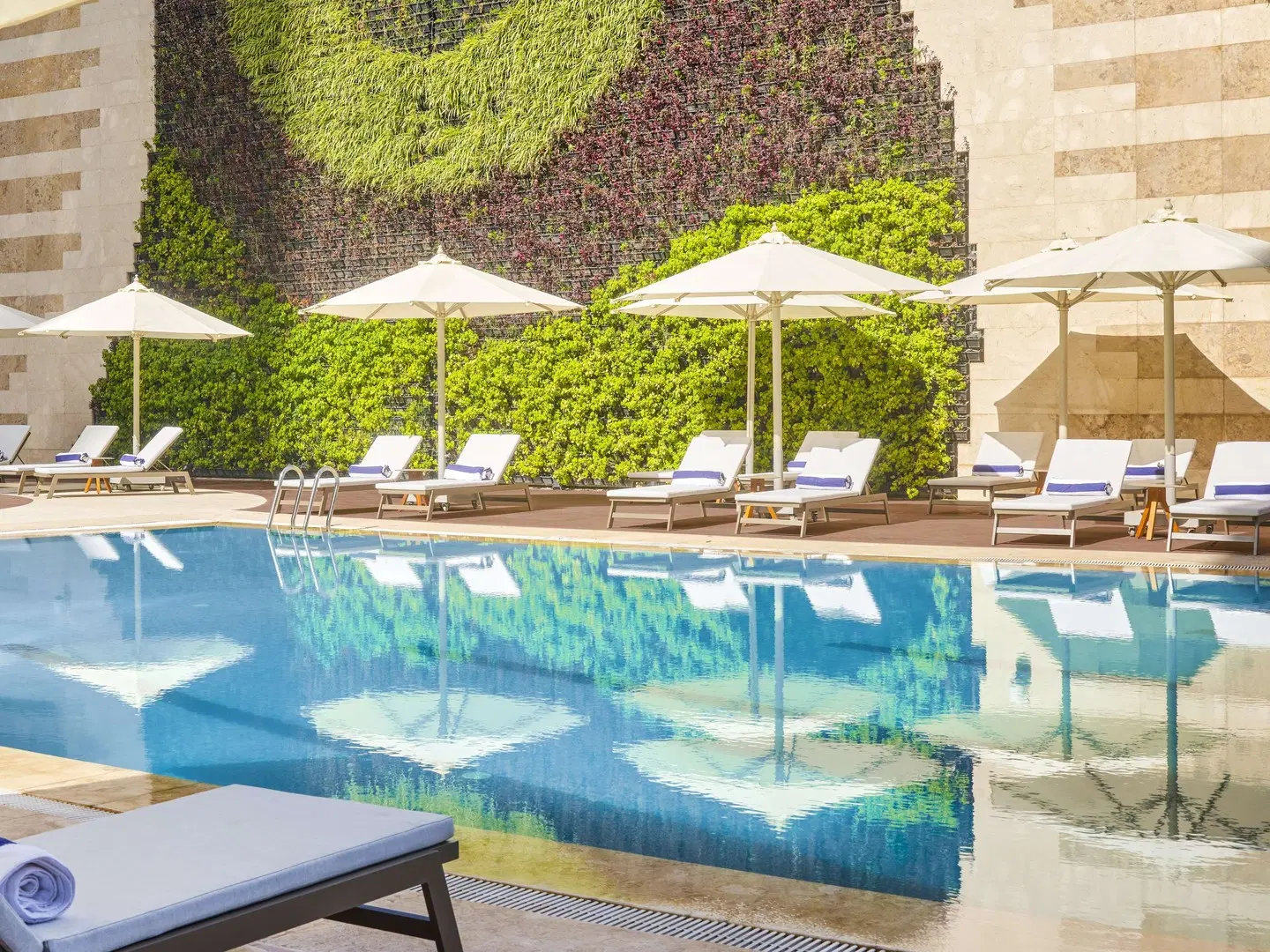 Hilton Cairo Nile Maadi OUTDOOR_POOL