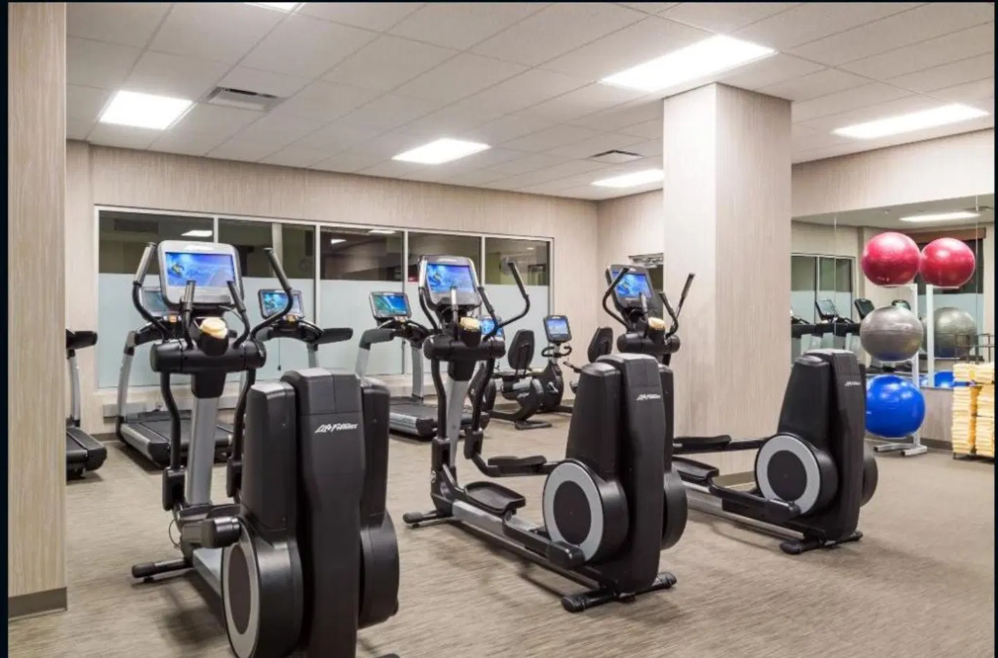 Hyatt House Denver/Downtown SPORTS_AND_LEISURE