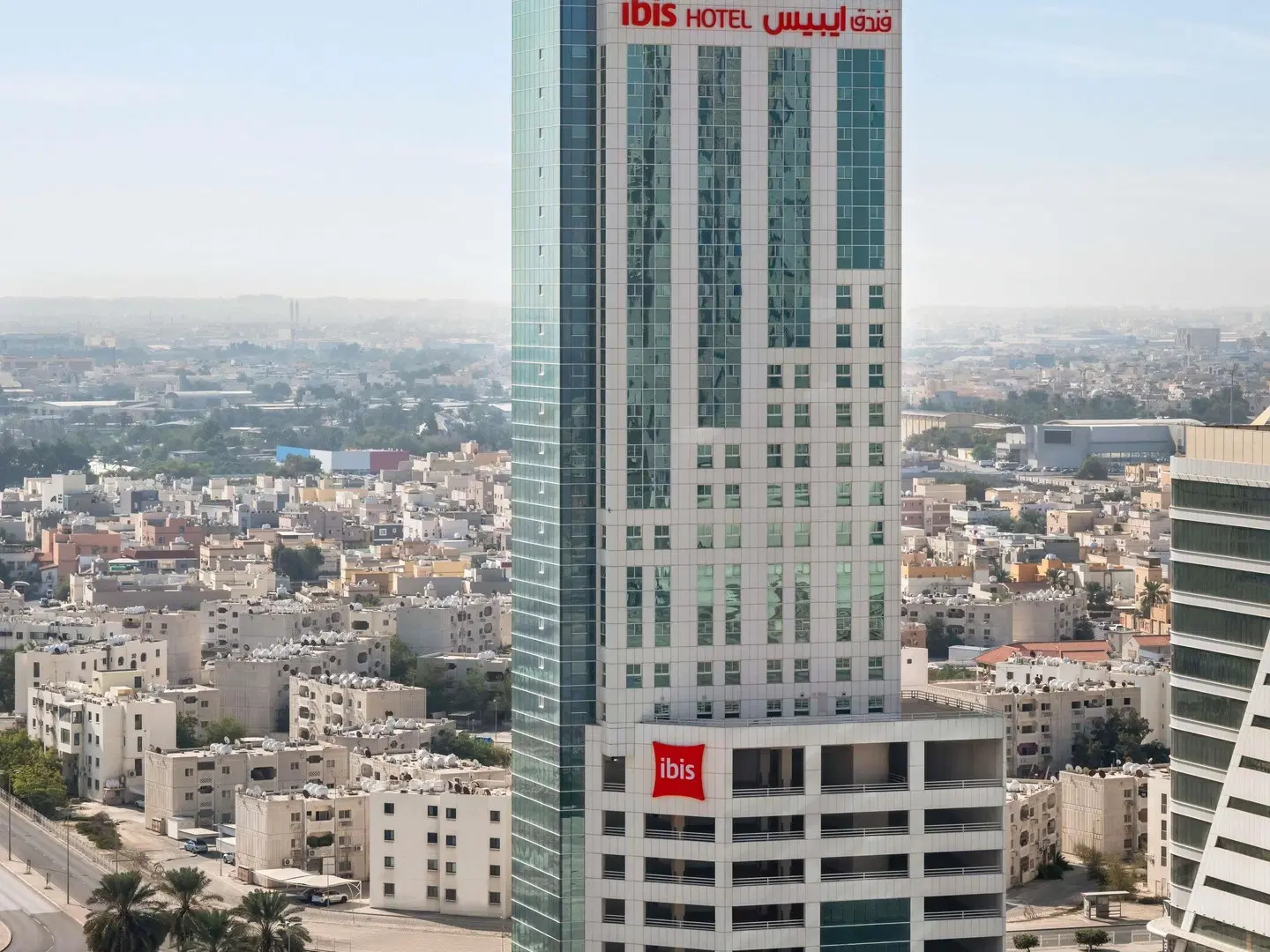 ibis Seef Manama EXTERIOR