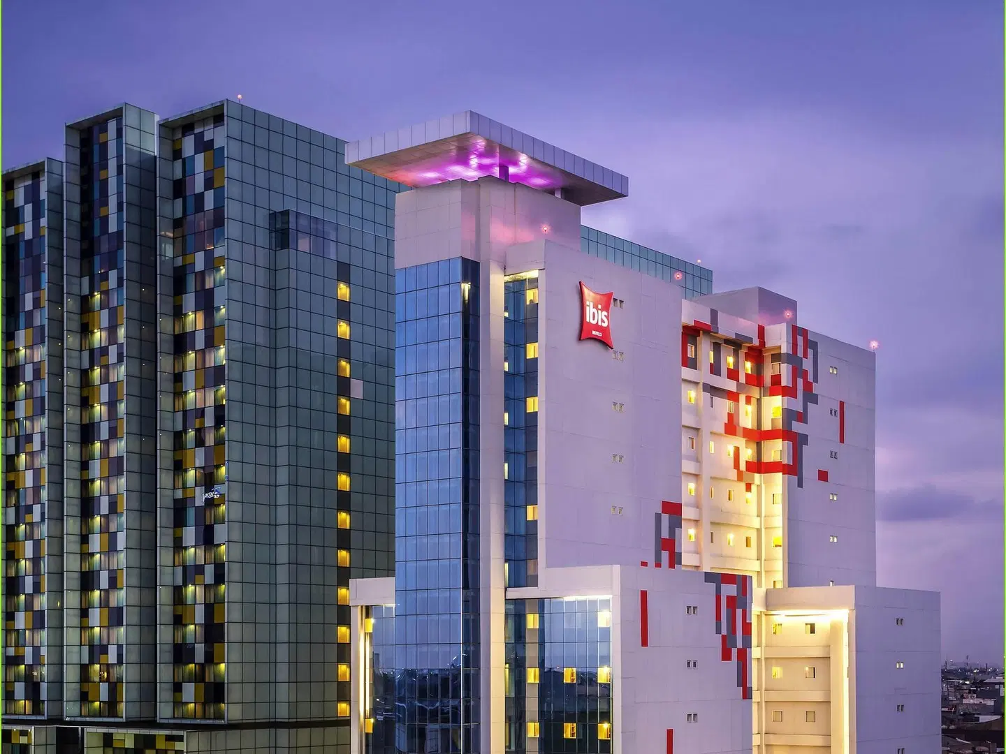 ibis Jakarta Harmoni EXTERIOR